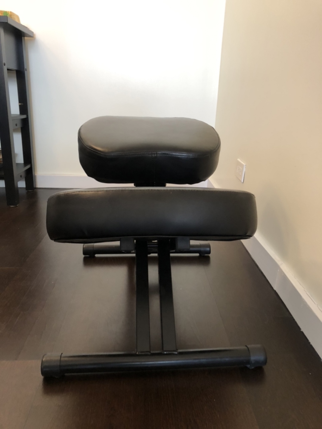 Black Kneeling Chair - photo 3