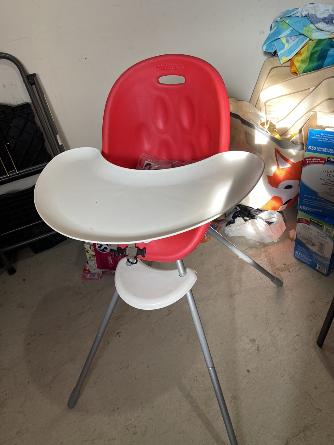 Phil&Teds Red High Chair