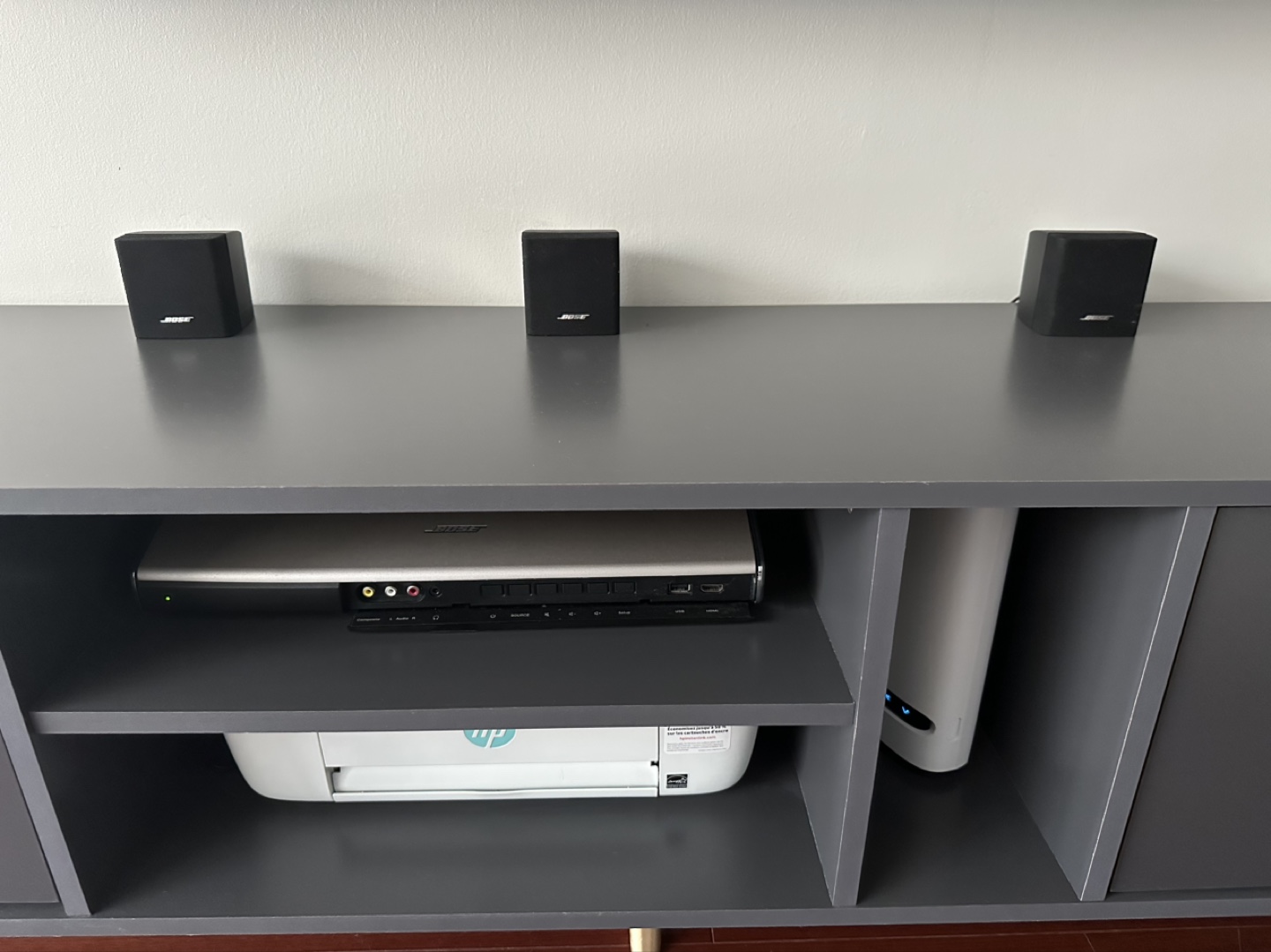Bose speakers Home Theatre System with Subwoofer - photo 2