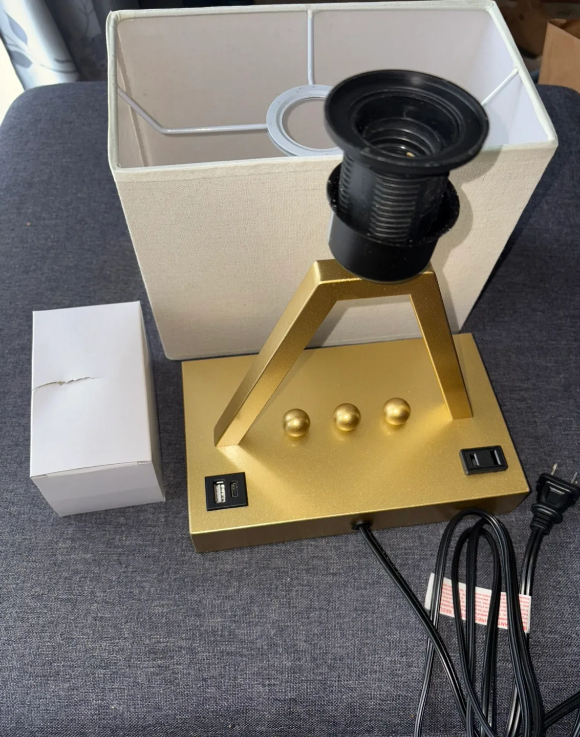 New USB Touch Control Lamp, 3-Way Dimmable Lamp wit 3USB outlet image indicator(2)