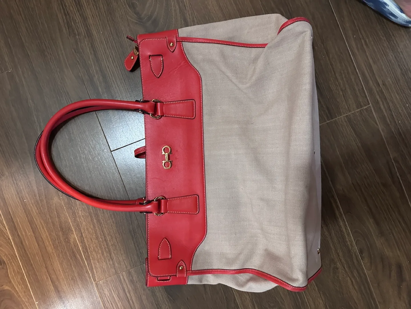 Salvatore Ferragamo Tote Bag (inner leather broken) thumbnail