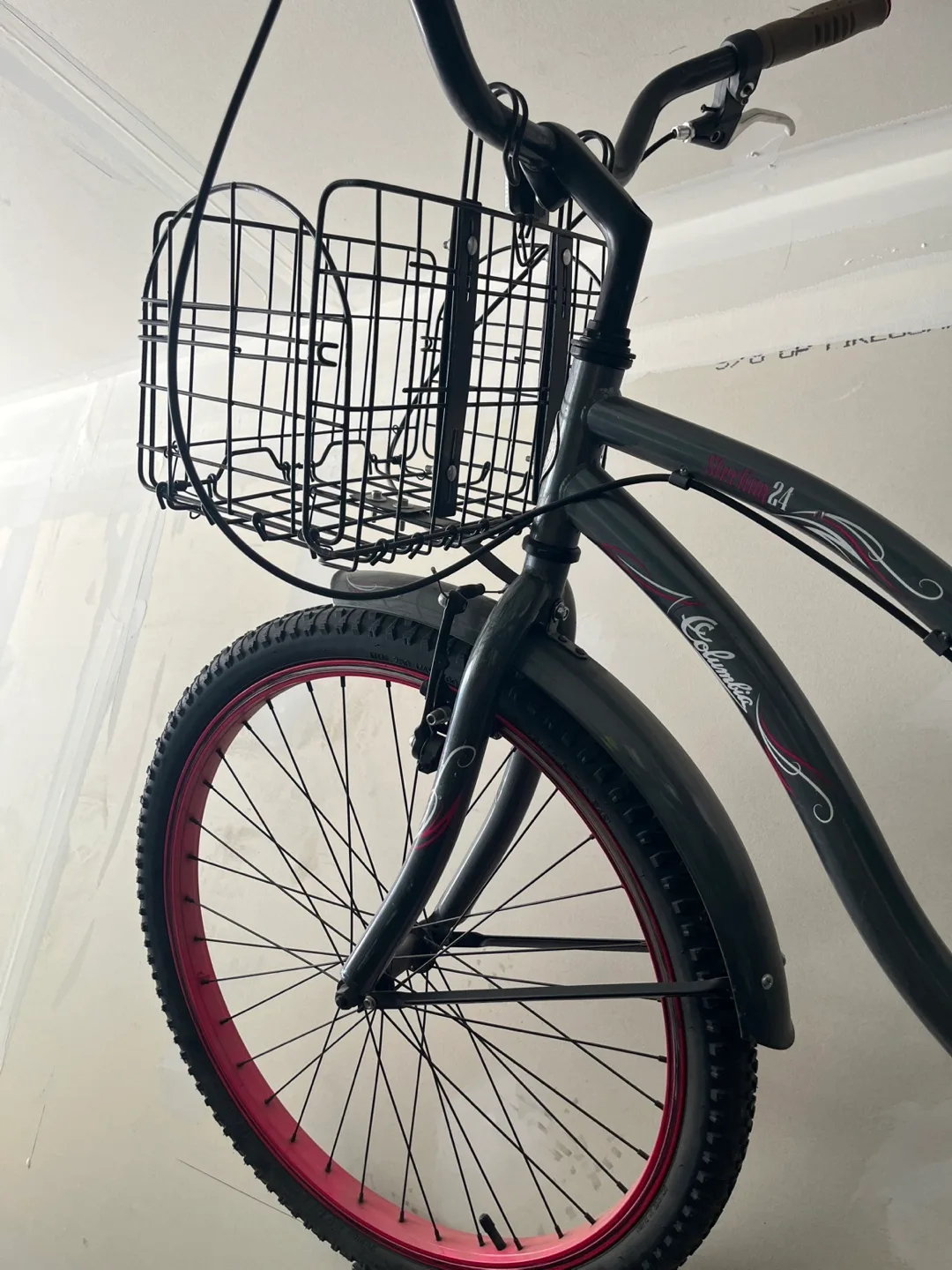 Columbia Women's Cruiser Bike image indicator(3)