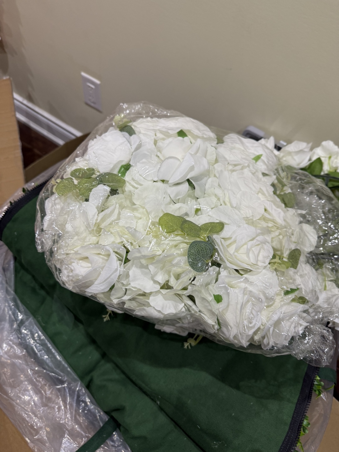 White Artificial Flower Arrangements center piece - photo 5