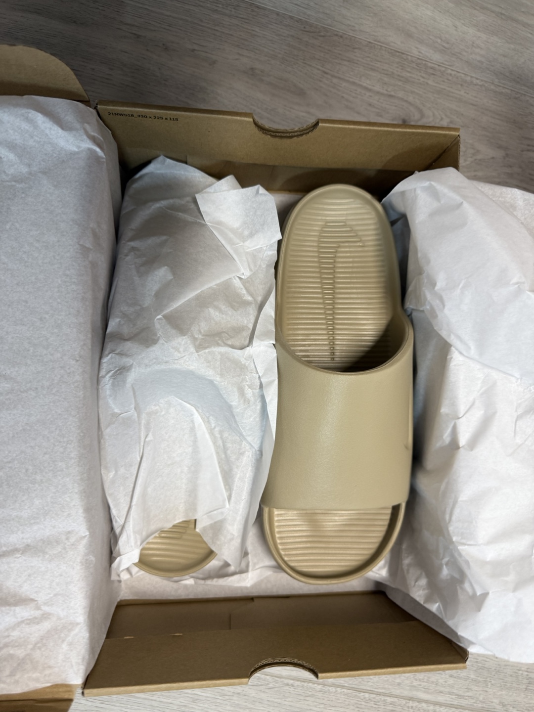 Nike Calm Men's Slides - Size 10/11 - photo 4