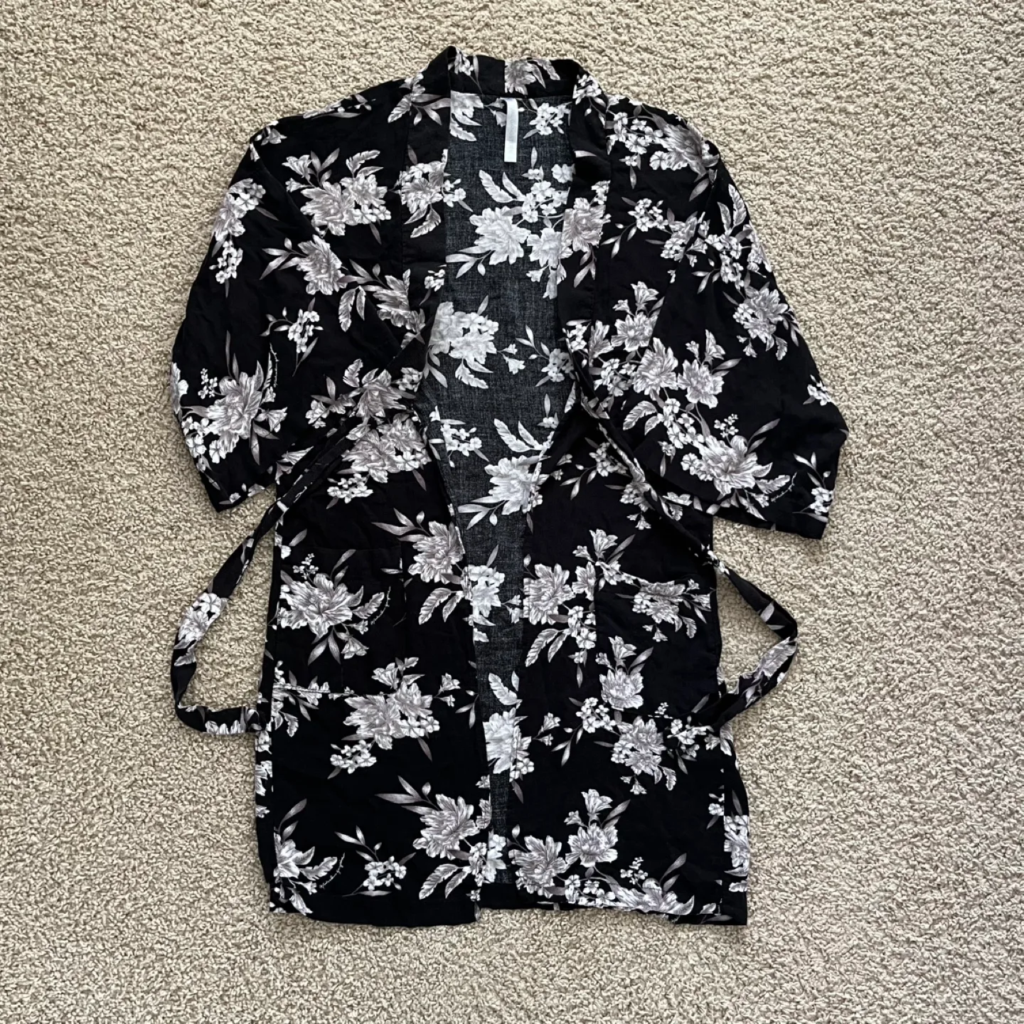 Spiritual Gangster Kimono Robe Black Floral One Size image indicator(7)