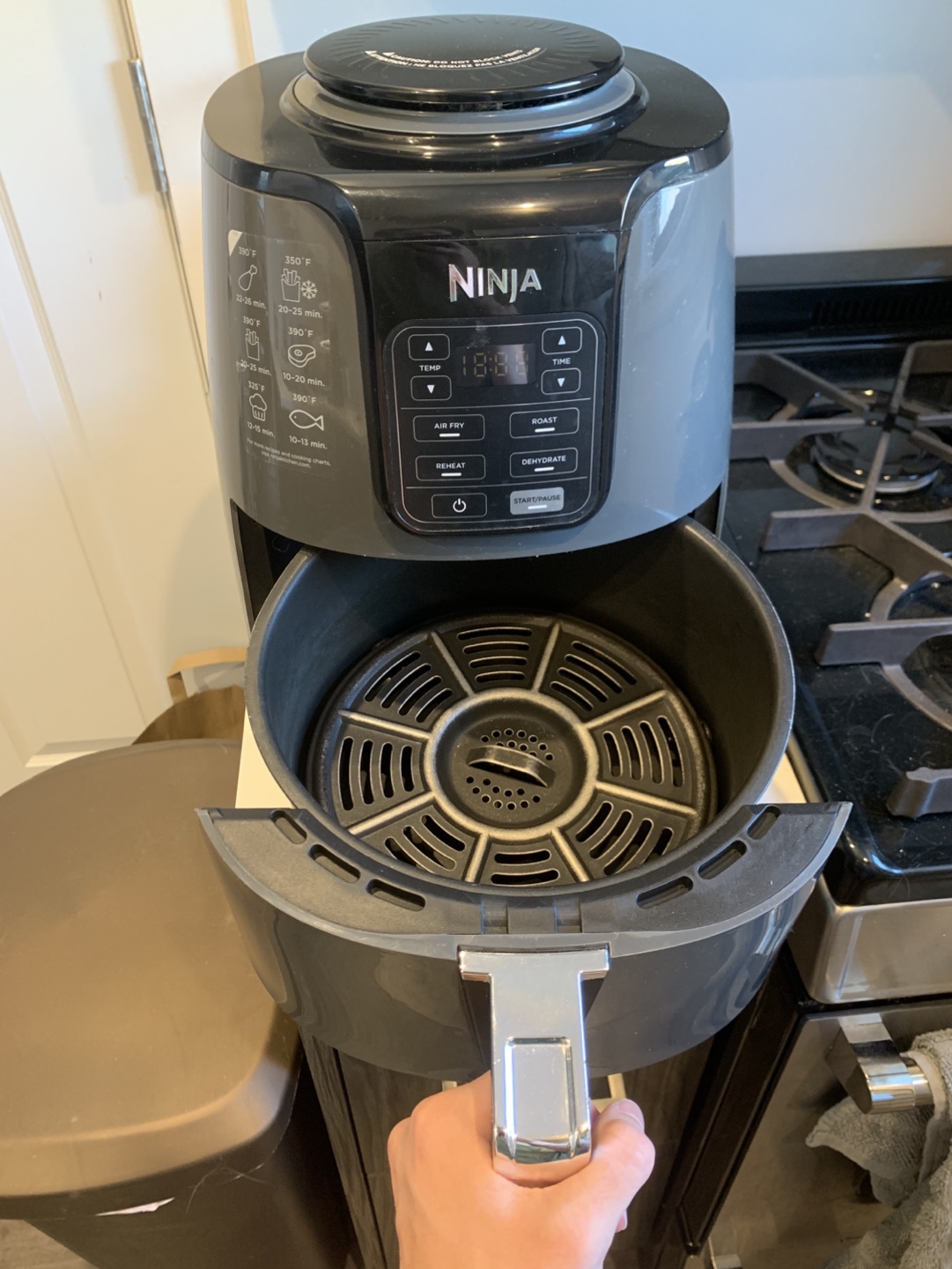 Ninja Air Fryer - 4QT - photo 2
