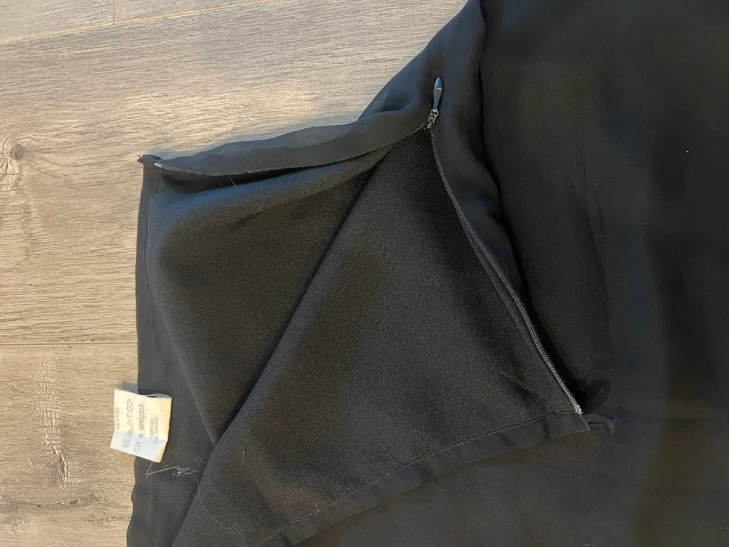 Black midi skirt with sheer overlay XS / S image indicator(4)