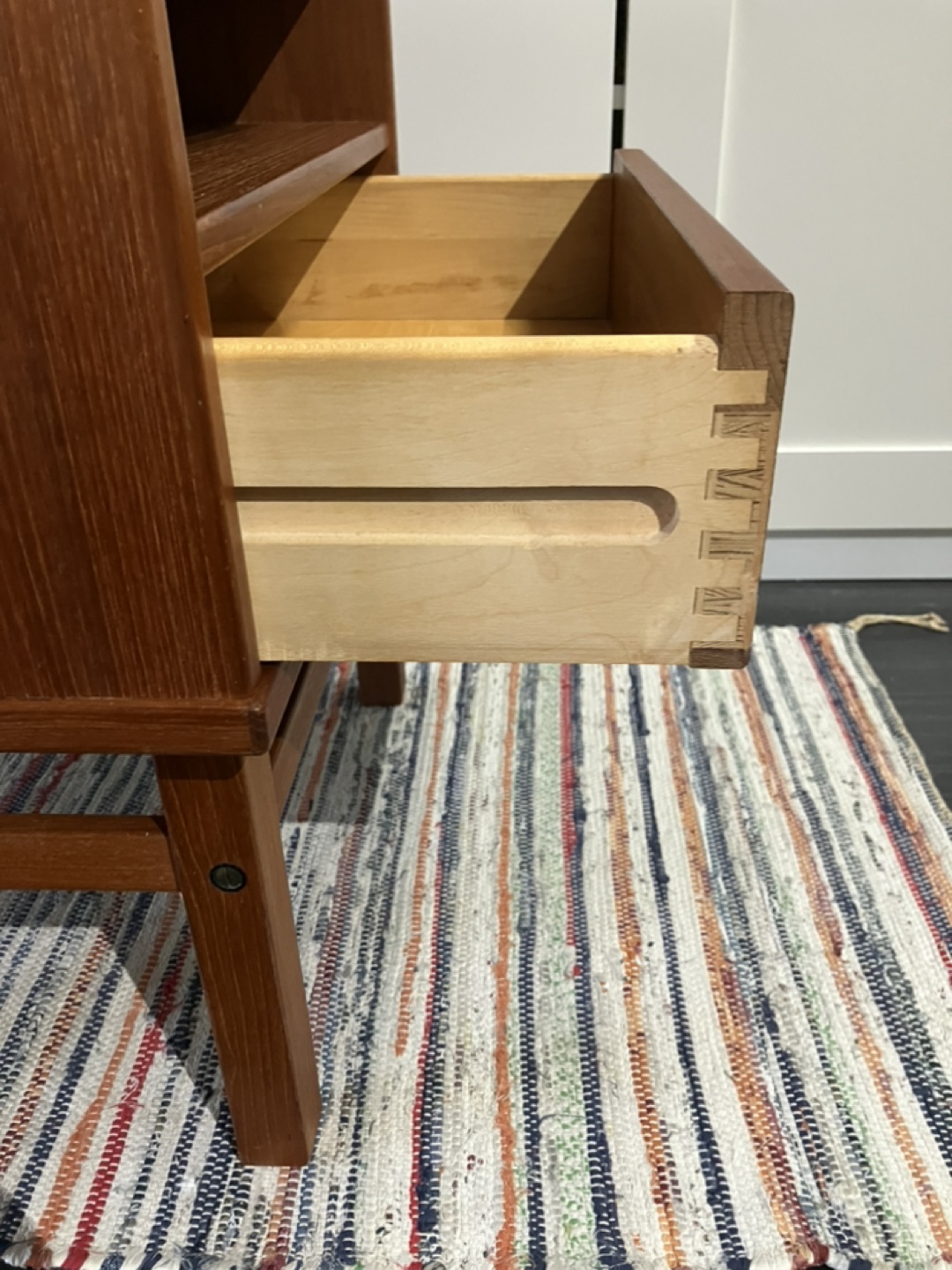 Vintage Mid-Century Modern Teak Nightstand - photo 3
