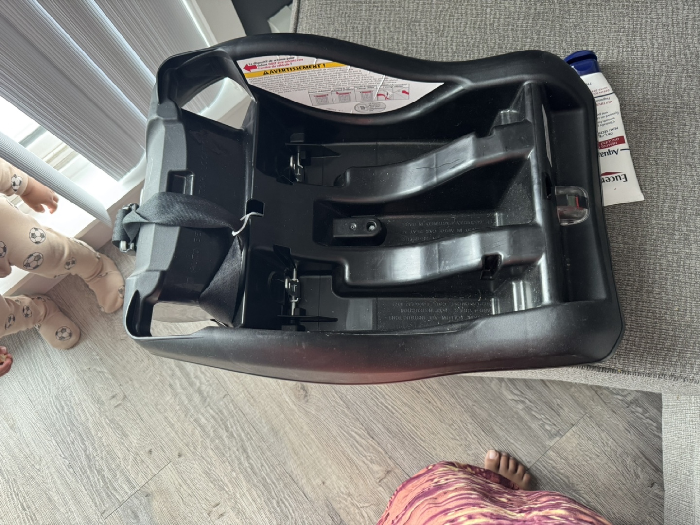 Evenflo Embrace Infant Car Seat - photo 2
