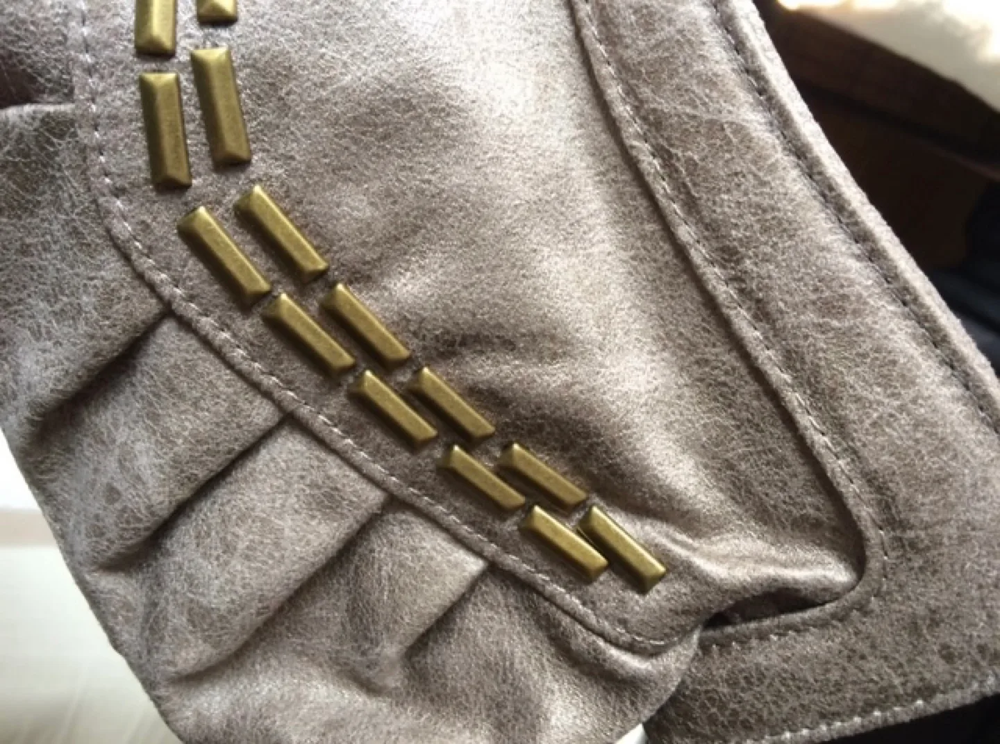 New Matt & Nat Purse image indicator(5)