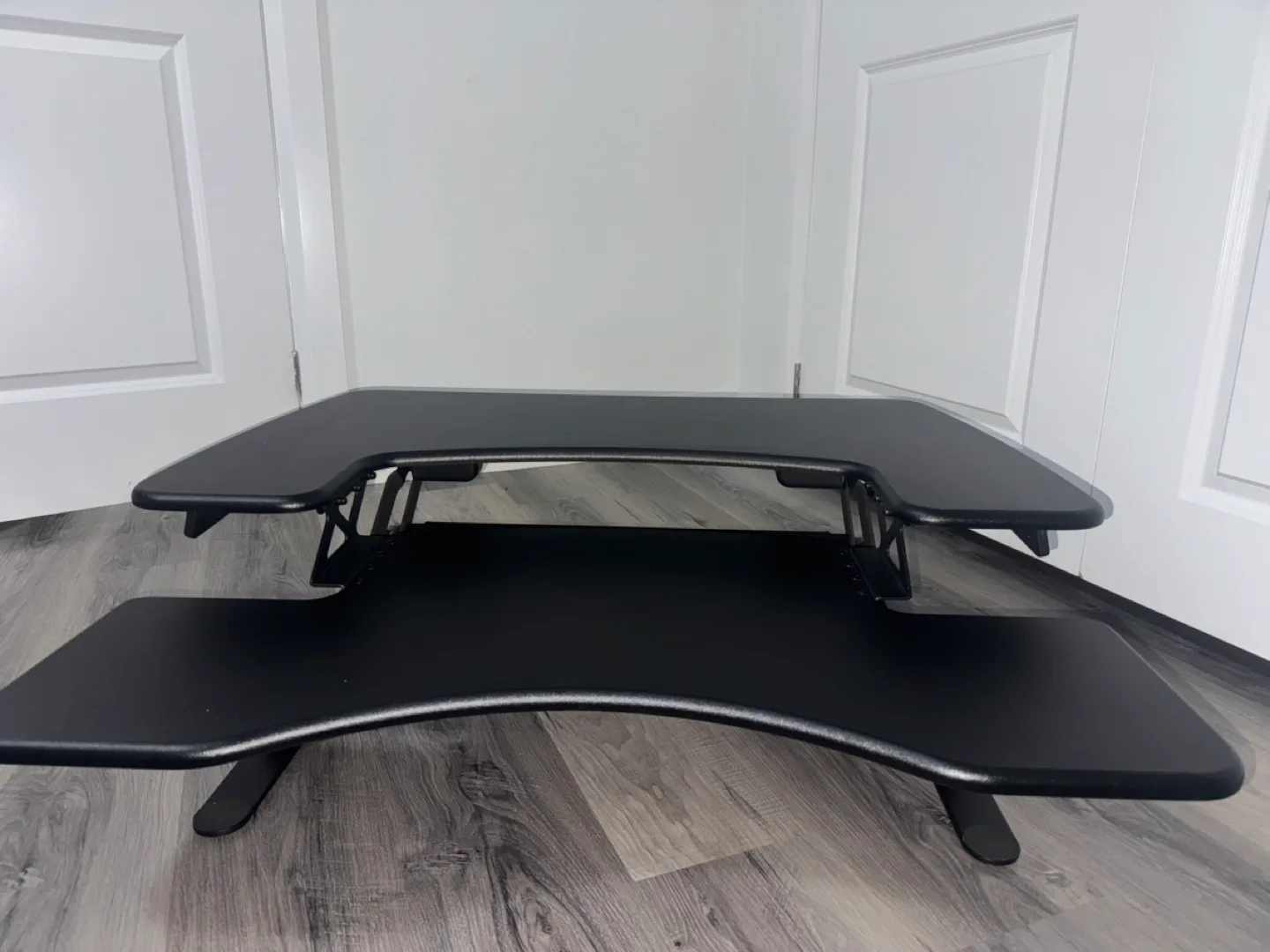 VariDesk Pro Plus 36 Height-Adjustable Standing Desk - Black image indicator(3)