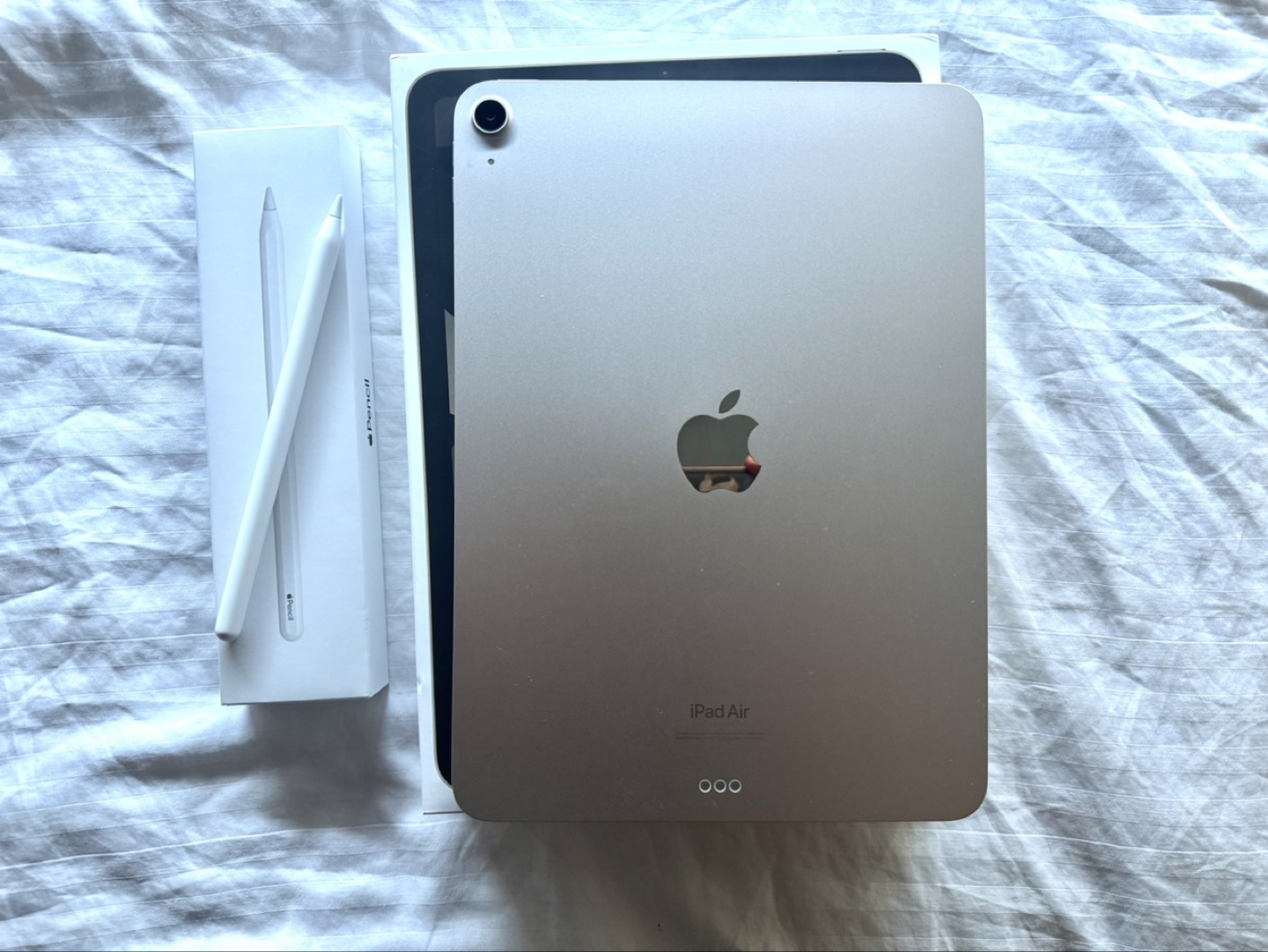 iPad Air 5th Generation 64GB Starlight with Apple Pencil - photo 4