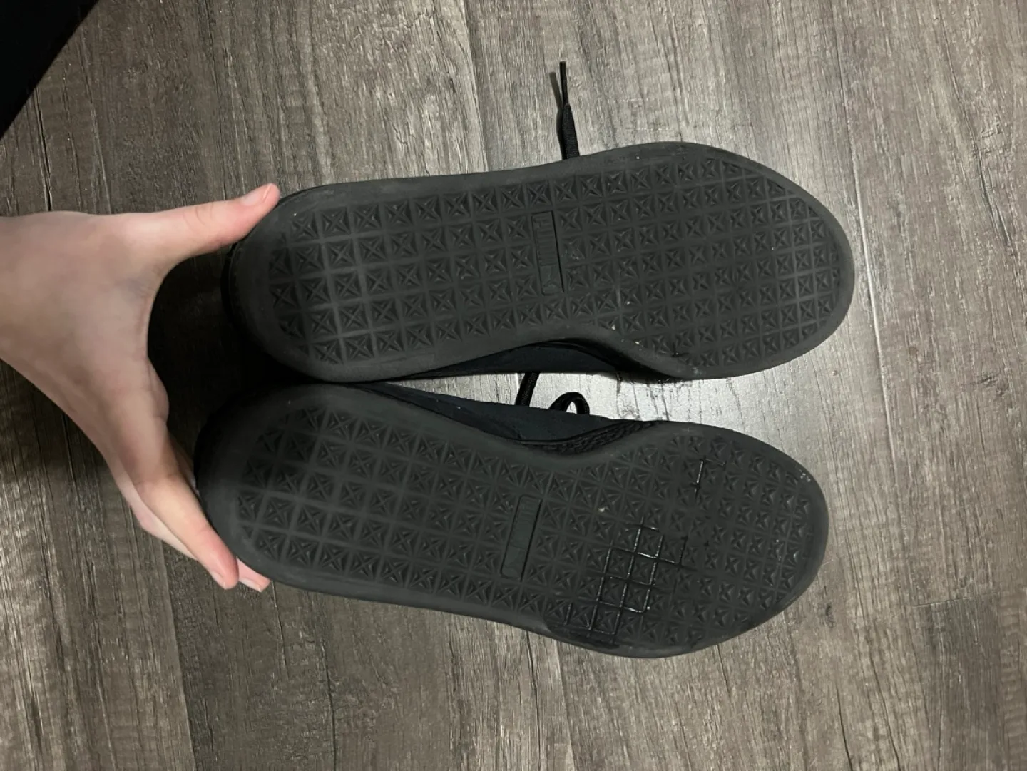 Puma Suede Classic Black Sneakers image indicator(3)