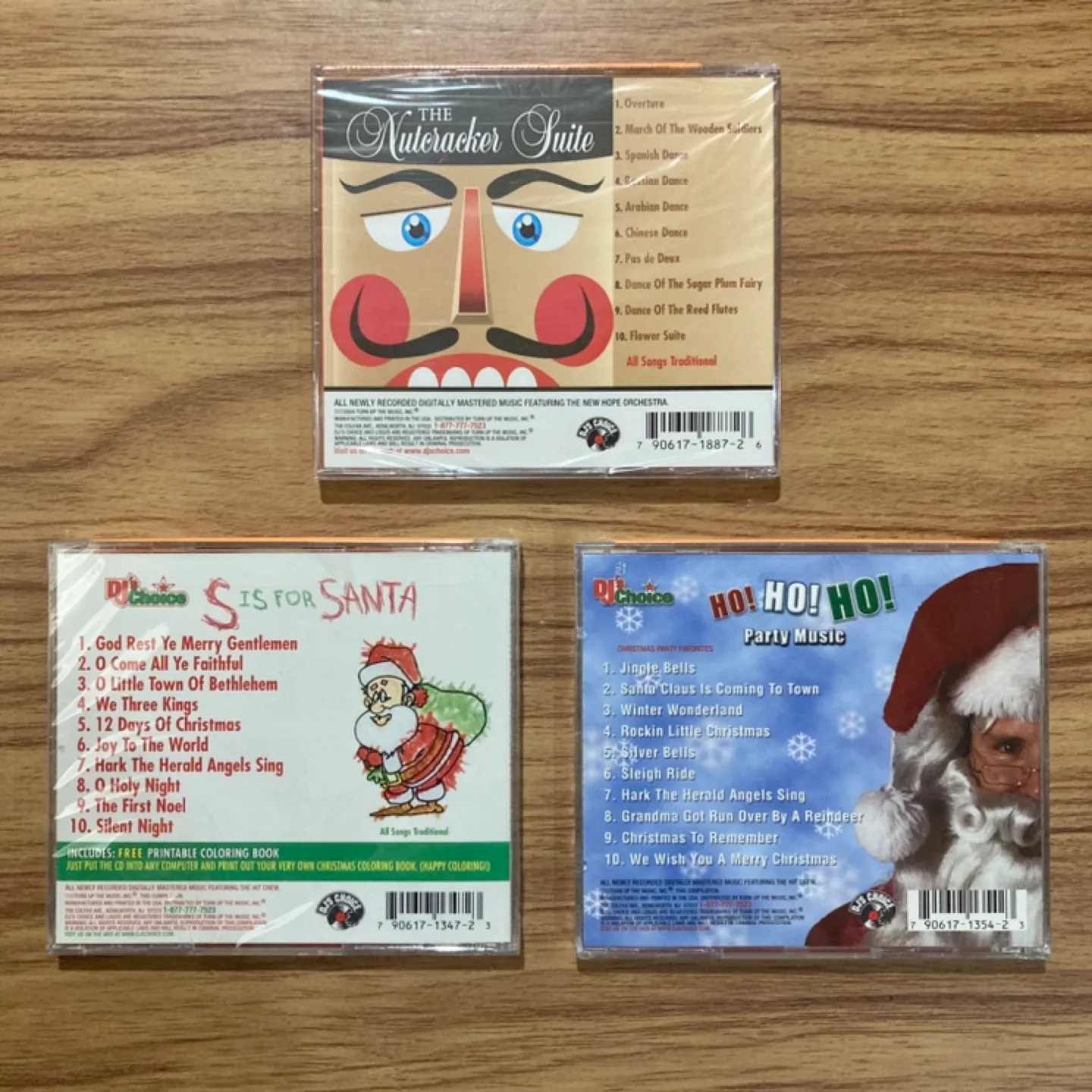 Brand new kids Christmas Songs CDs (all for $5) image indicator(2)