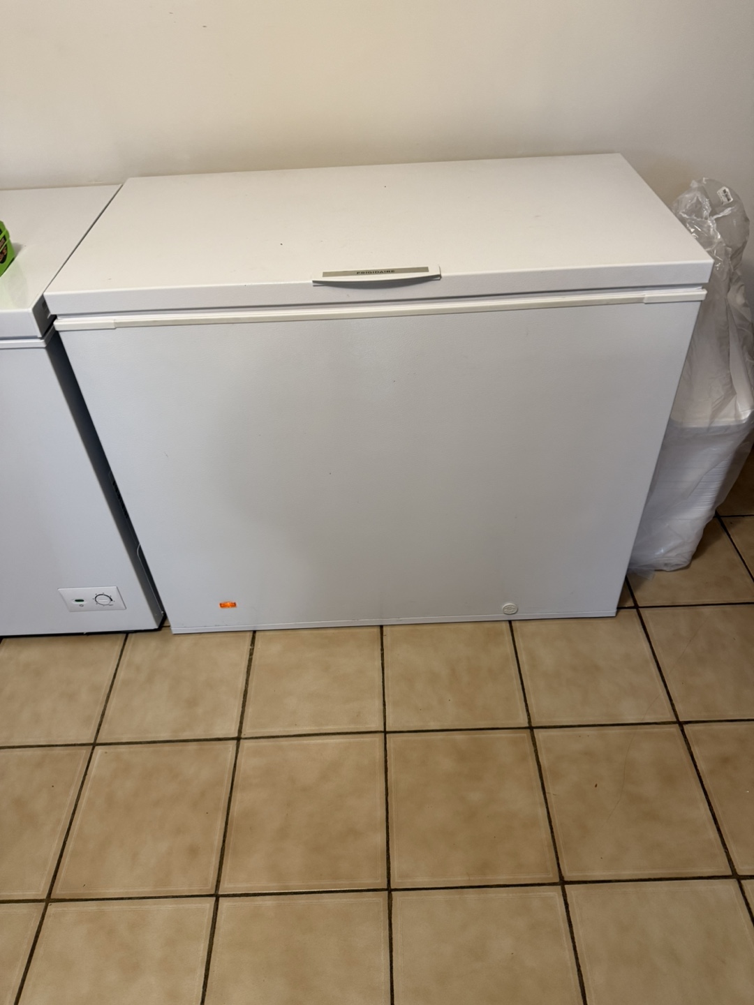 Large Chest Freezer - White