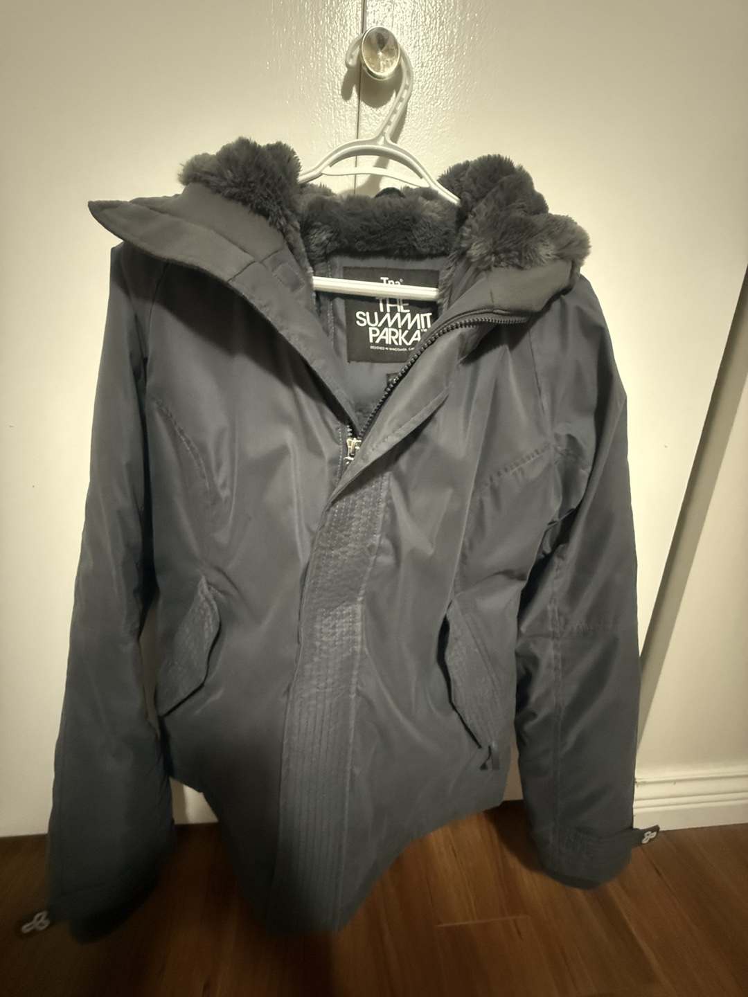 TNA The Summit Parka - Size Medium - photo 2