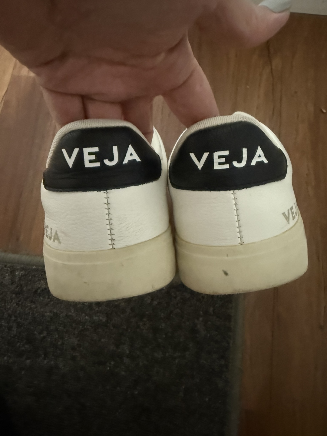 VEJA Esplar Sneakers - White/Black - Women's Size 39 - photo 3