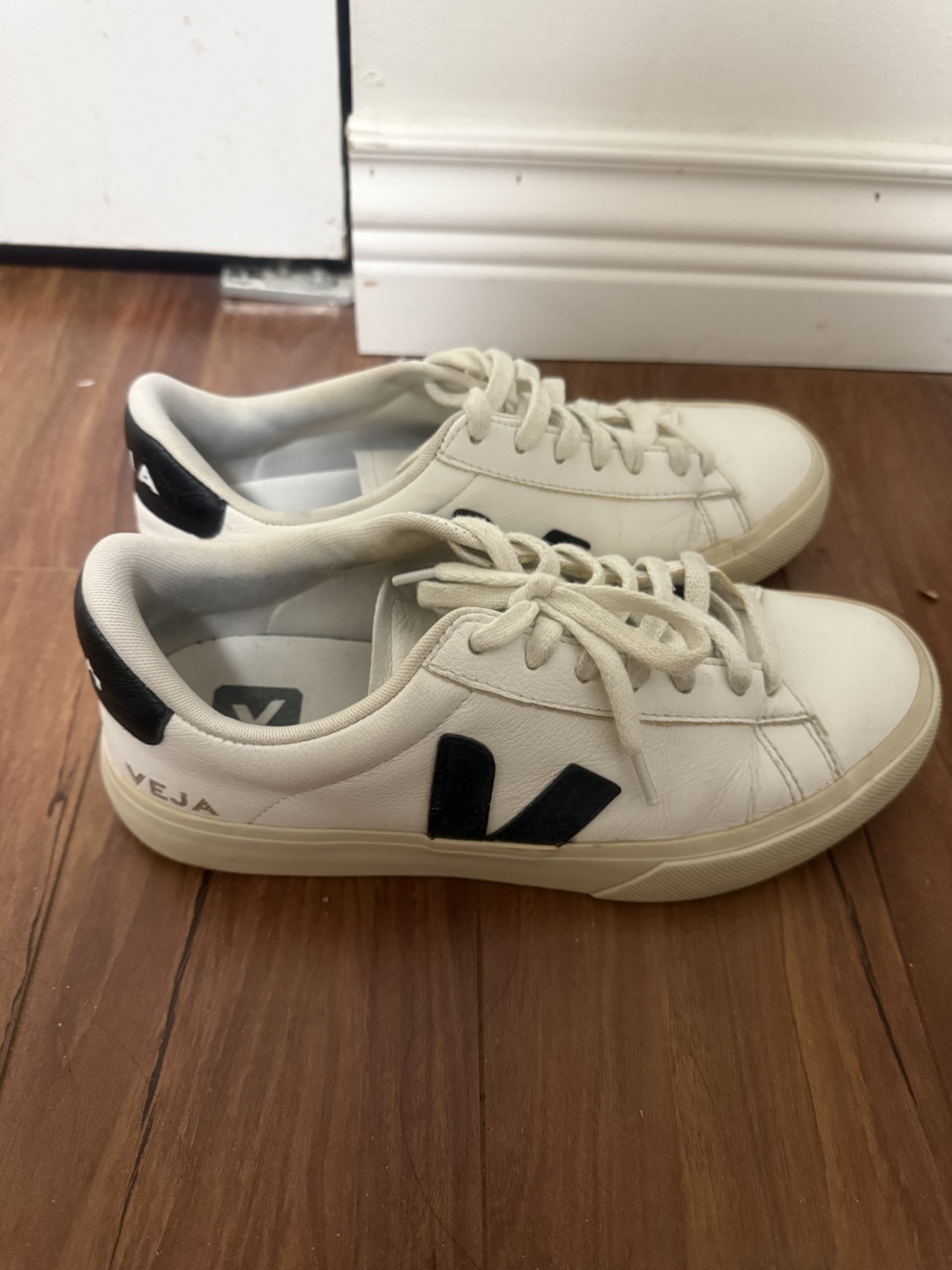 VEJA Esplar Sneakers - White/Black - Women's Size 39 - photo 2