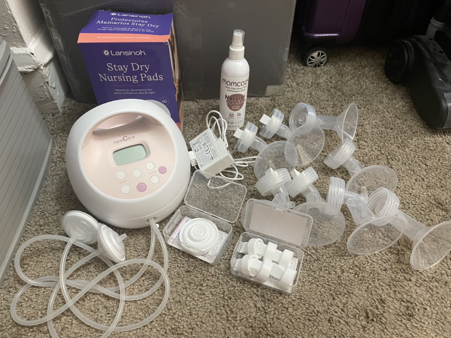 Baby feeding item bundle