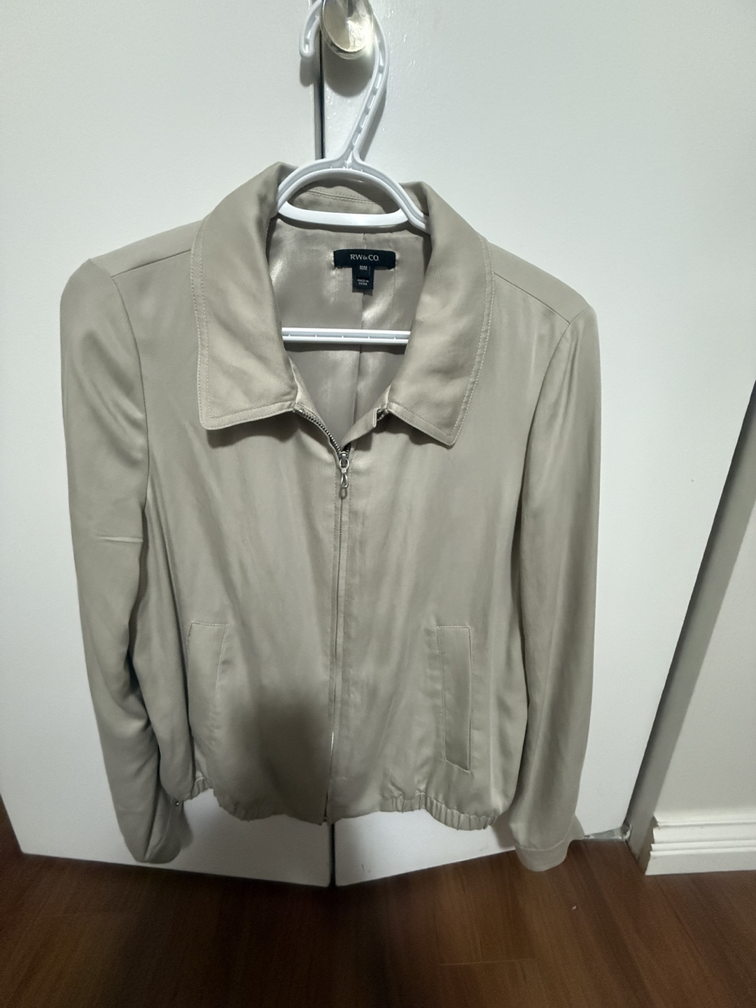 RW&CO Beige Zip-Up Jacket - Size M