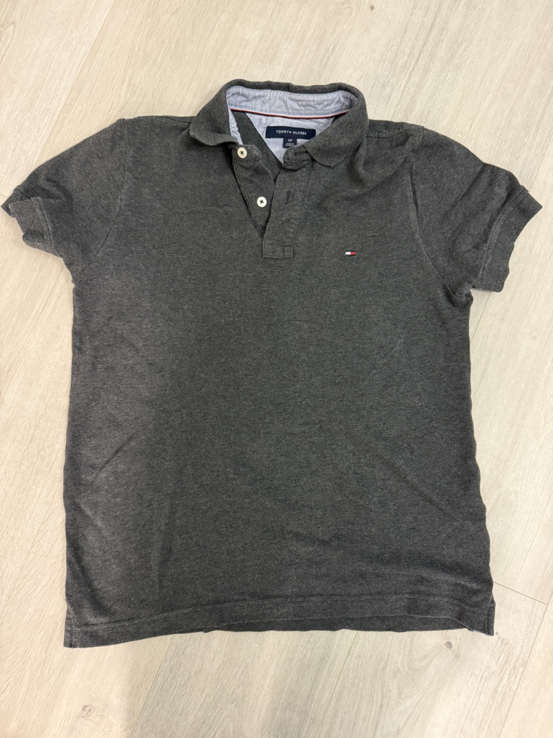 Tommy Hilfiger Men's Charcoal Grey Polo Shirt - Size S/P