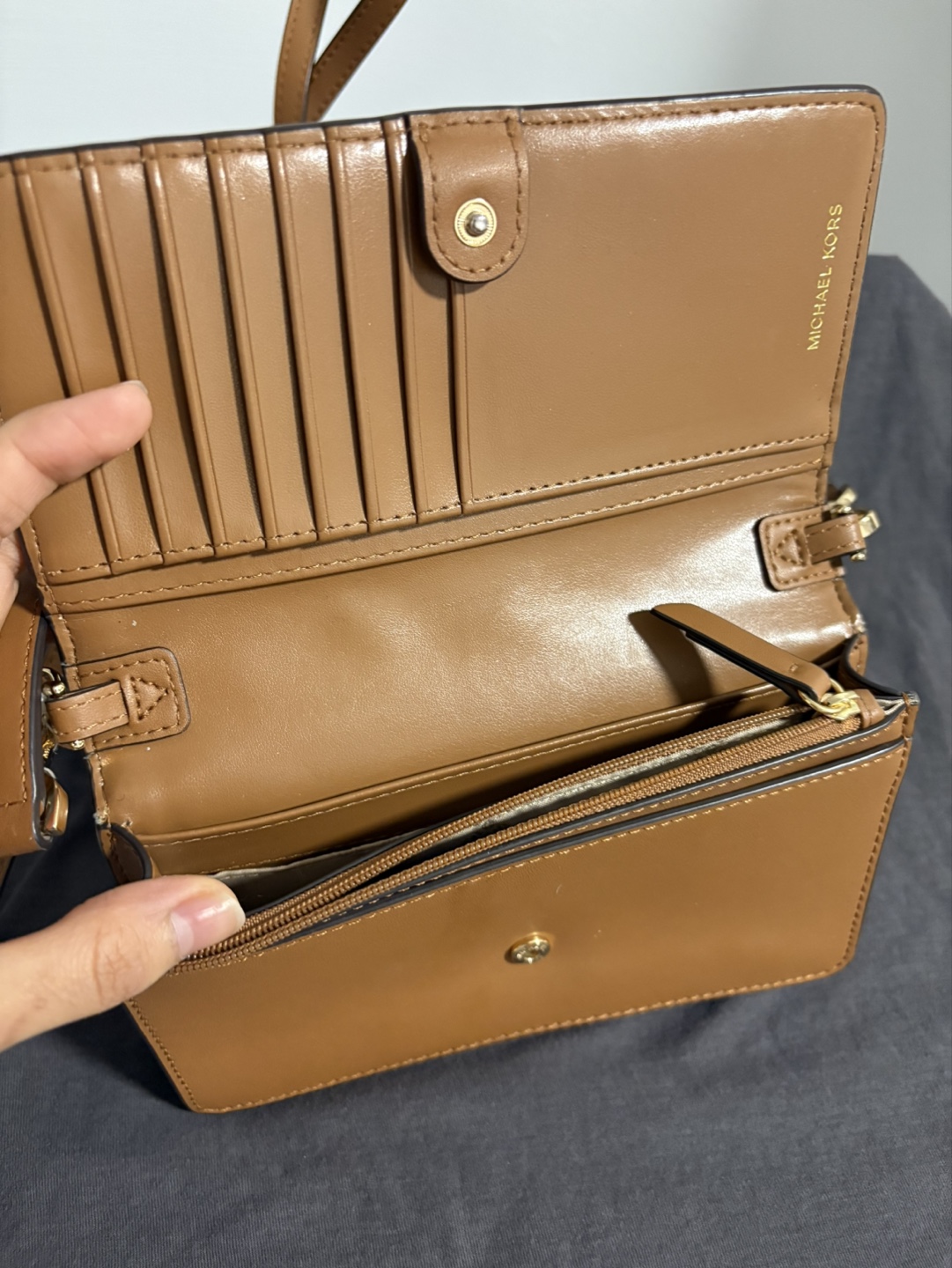 Michael Kors Brown and White Crossbody Wallet - photo 2