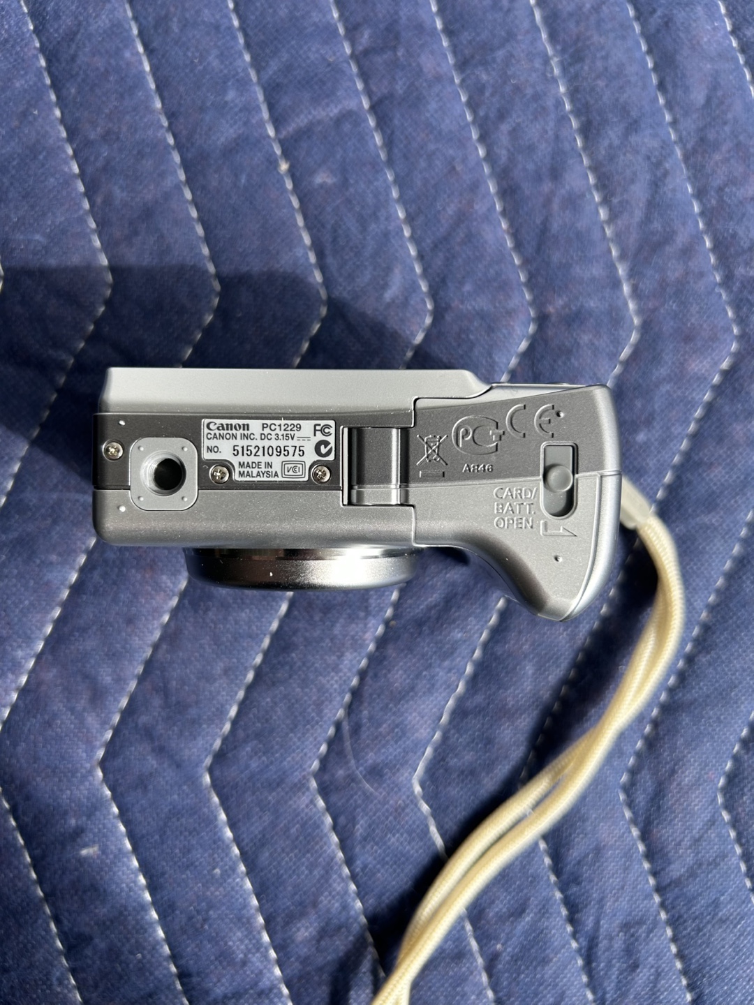 Canon PowerShot A560 Digital Camera - photo 3