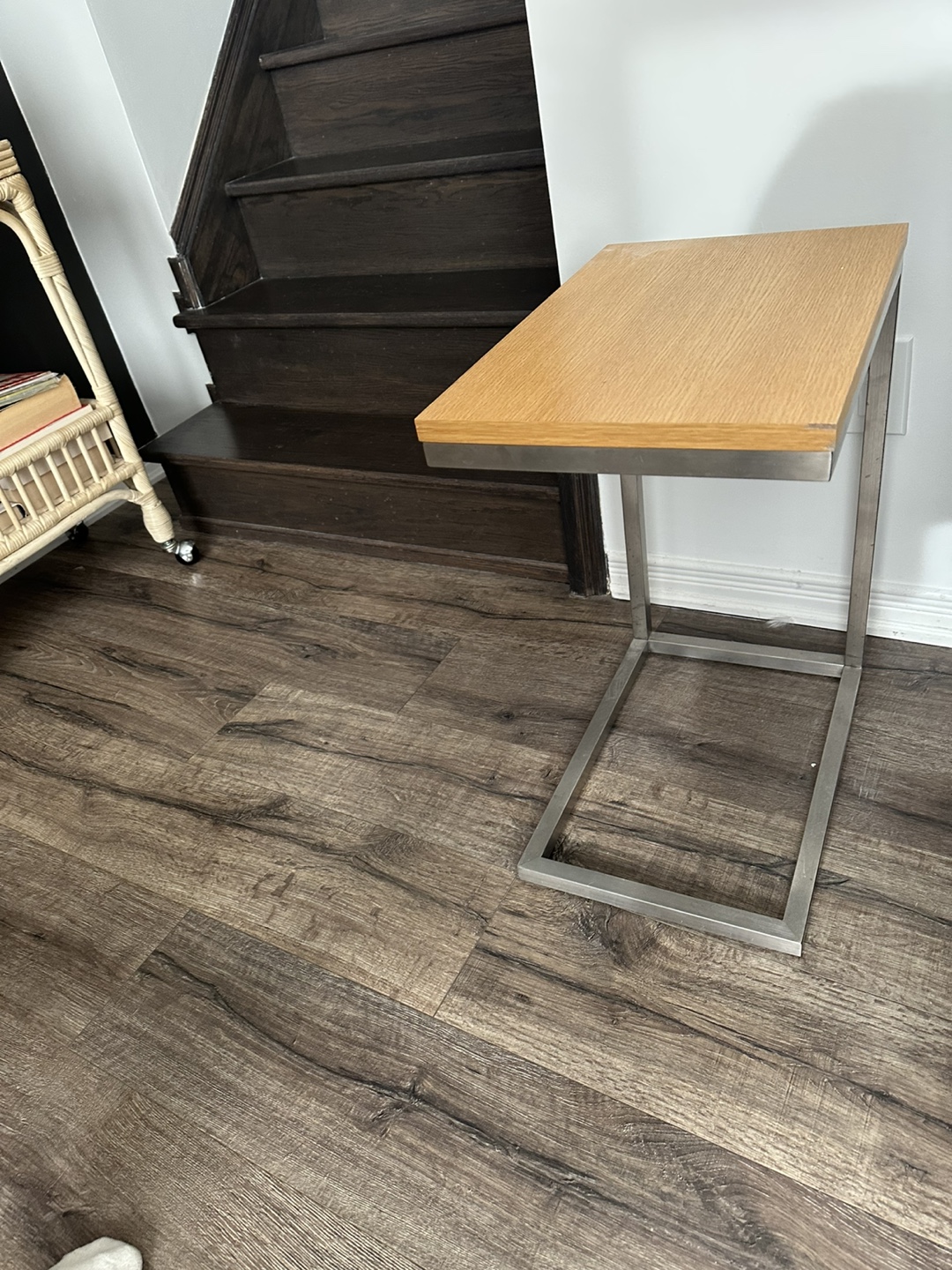 C-Shaped Side Table with Wood Top - photo 4