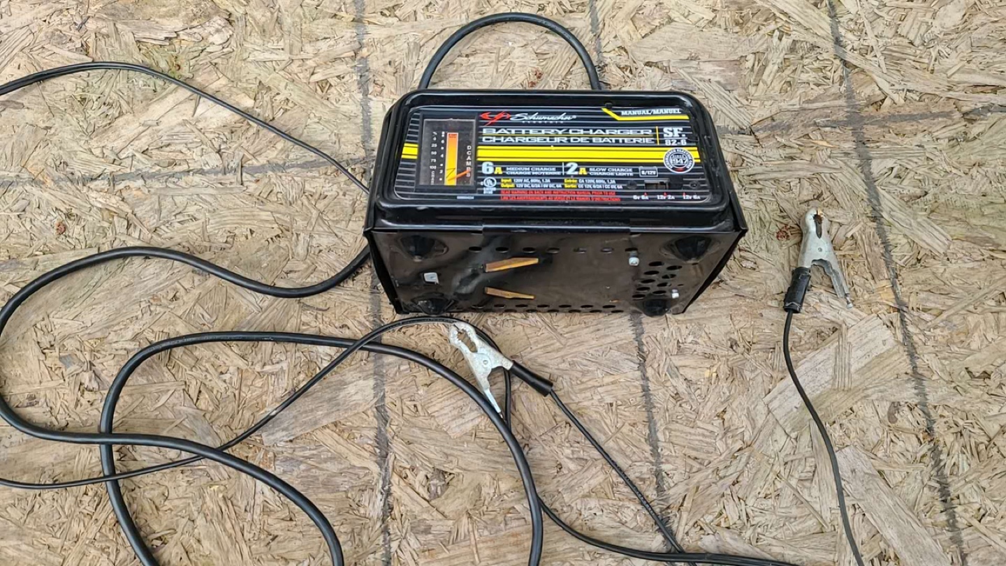 Schumacher Battery Charger Model SP 82-6