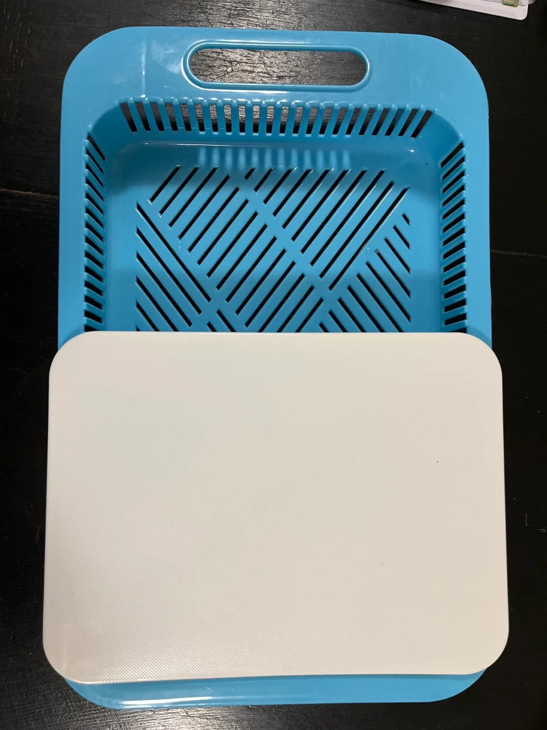 Blue Plastic Dish Drainer with Cutting Board