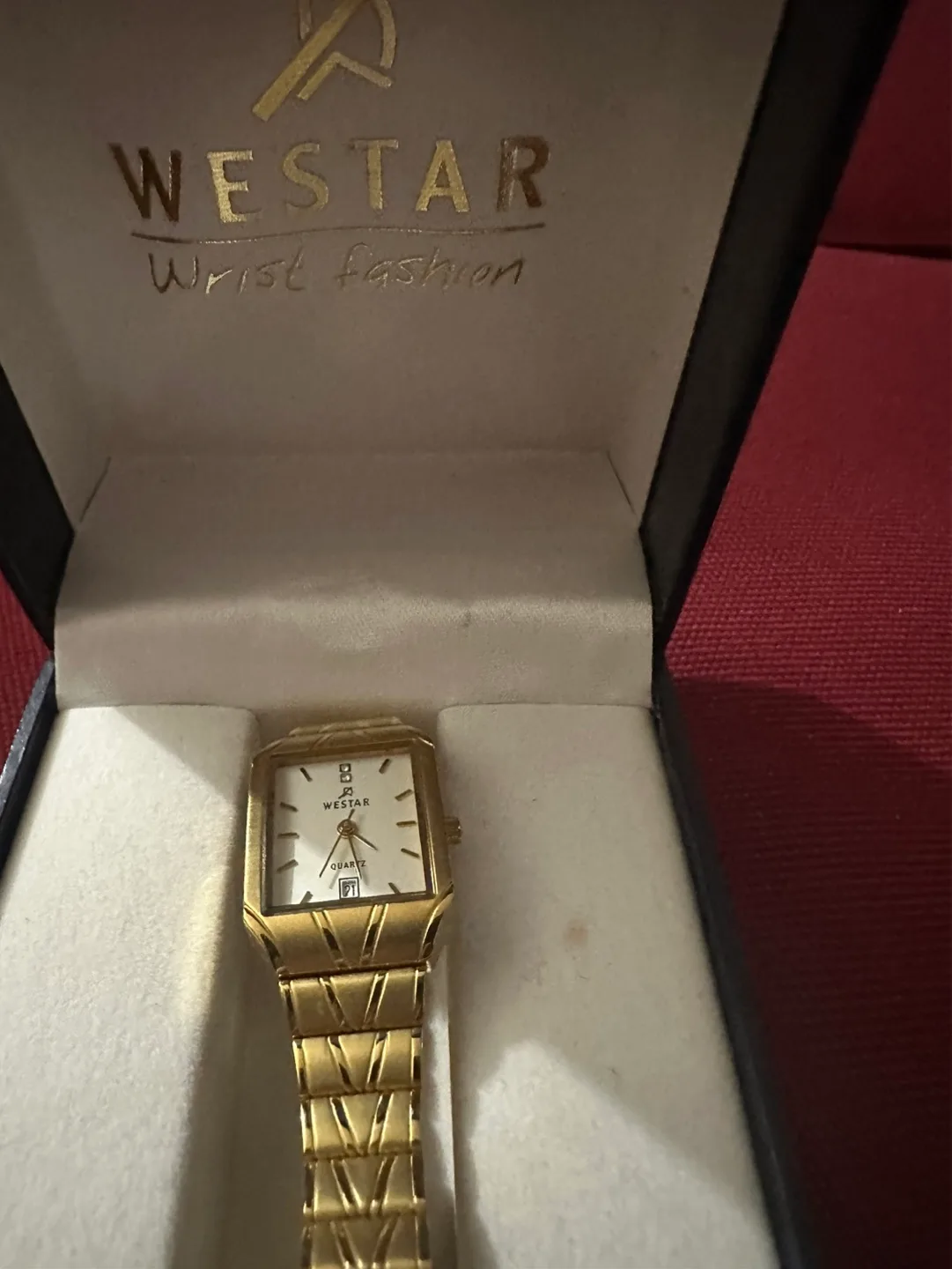 Westar Gold Tone Quartz Watch image indicator(4)