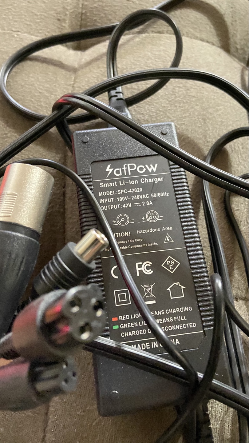 Li-ion Battery Chargers -  SafPow & Wyness - Multiple Connectors - photo 5