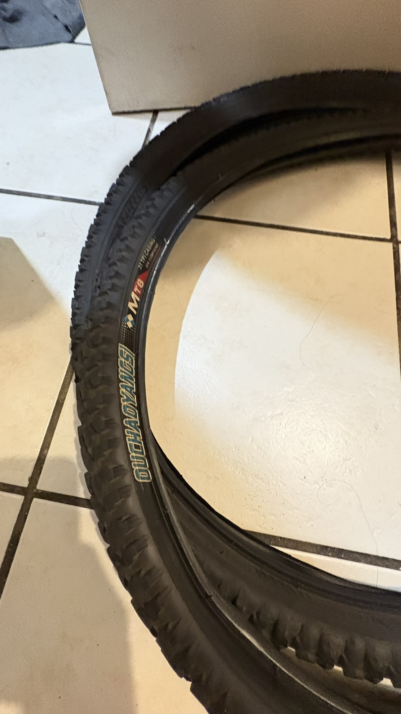 Pair of Chaoyang 26x2.125 Mountain Bike Tyres - photo 3