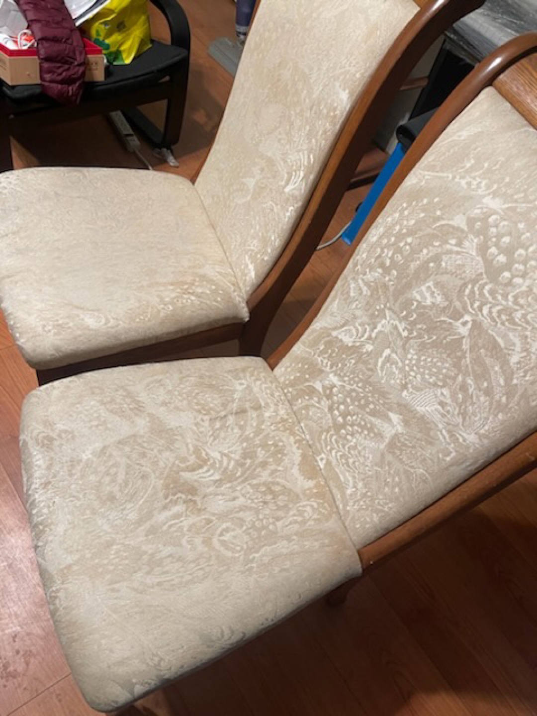 Four Dining Chairs and Table Set - photo 2