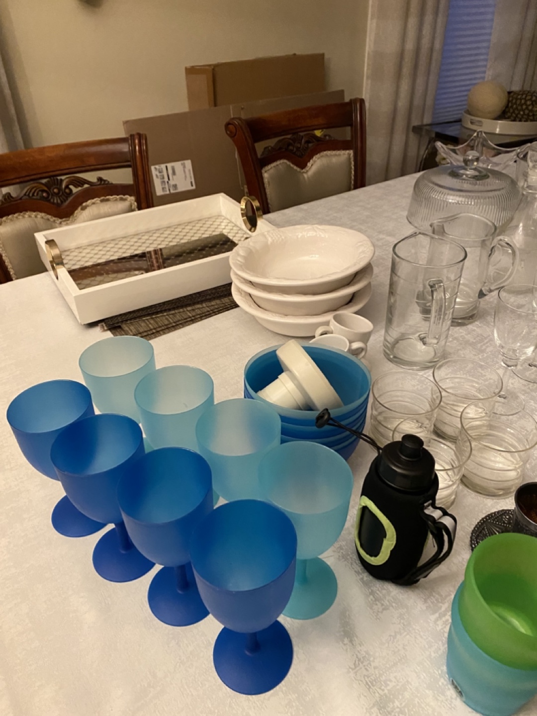 Large Lot of Glassware, Dishes, and Serving Pieces - photo 3