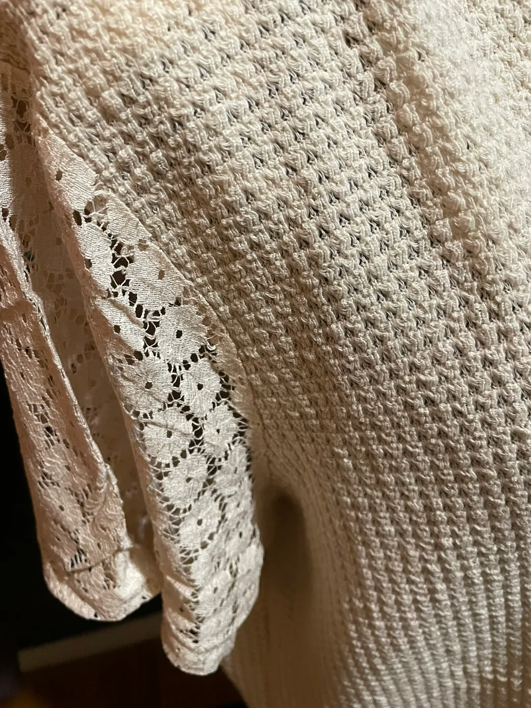 💚Cream-coloured Knit Top with Lace Detail image indicator(4)