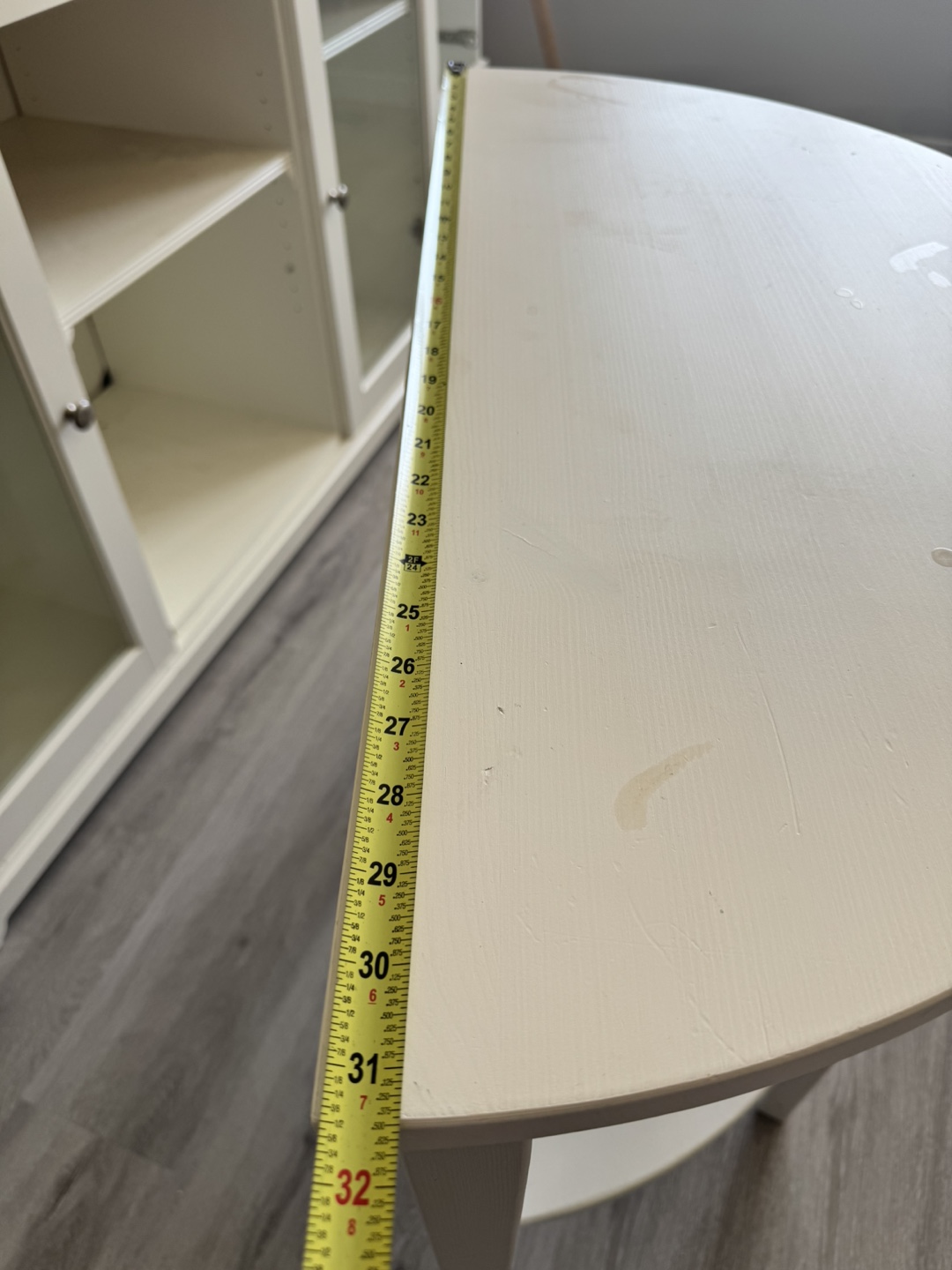 White Half-Moon Console Table - photo 4