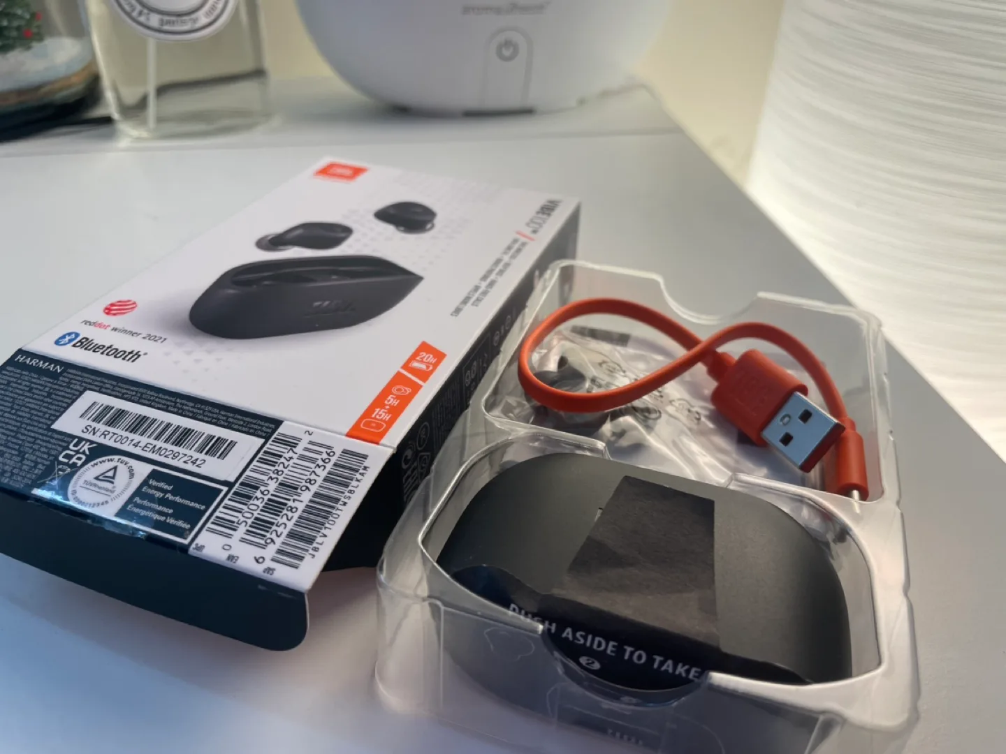 JBL Vibe 100 True Wireless Earbuds image indicator(2)