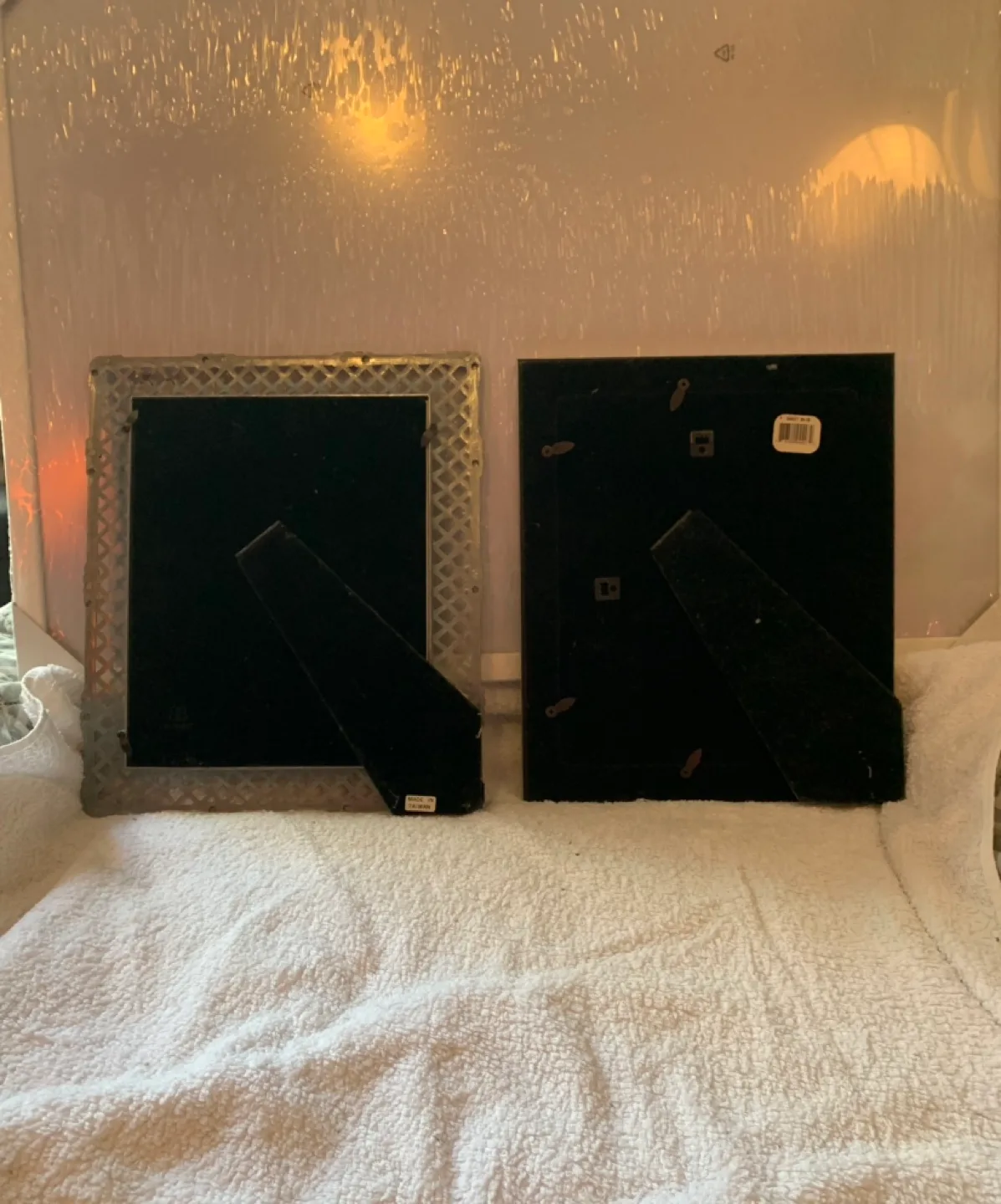 Two Decorative Picture Frames image indicator(3)