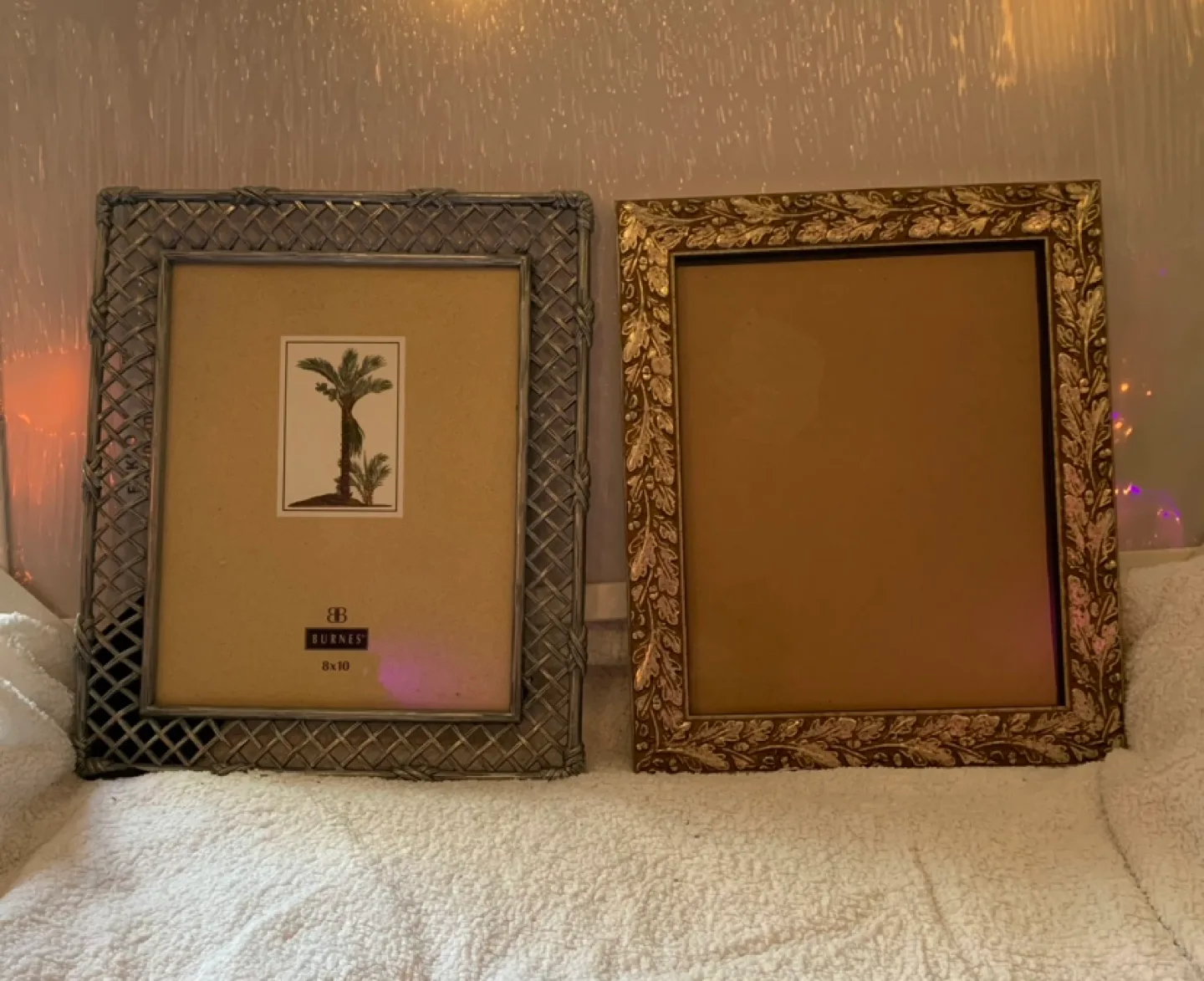 Two Decorative Picture Frames image indicator(2)
