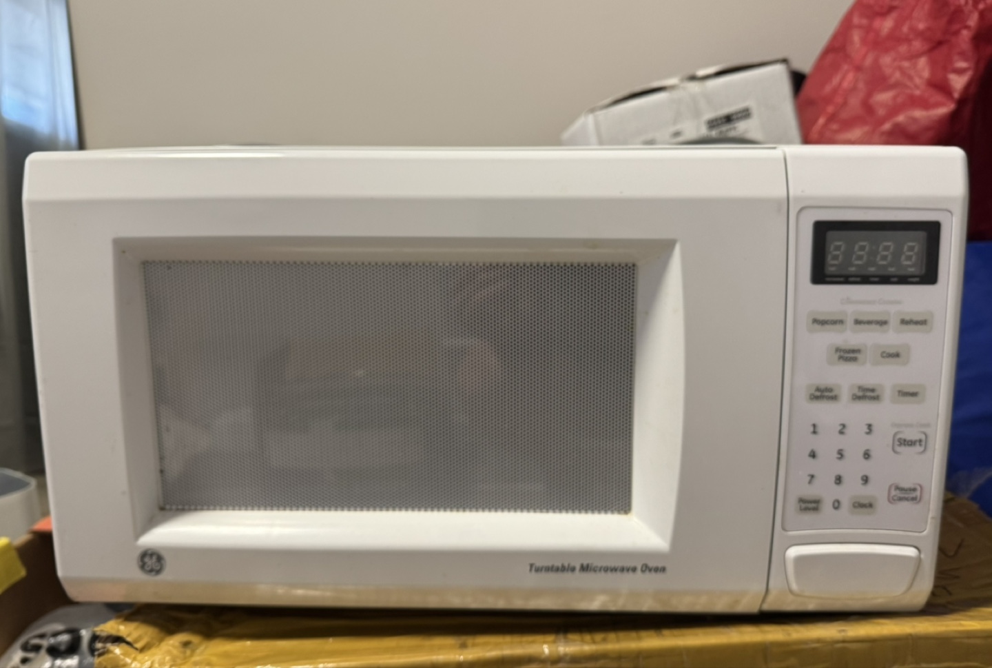 GE Microwave Oven