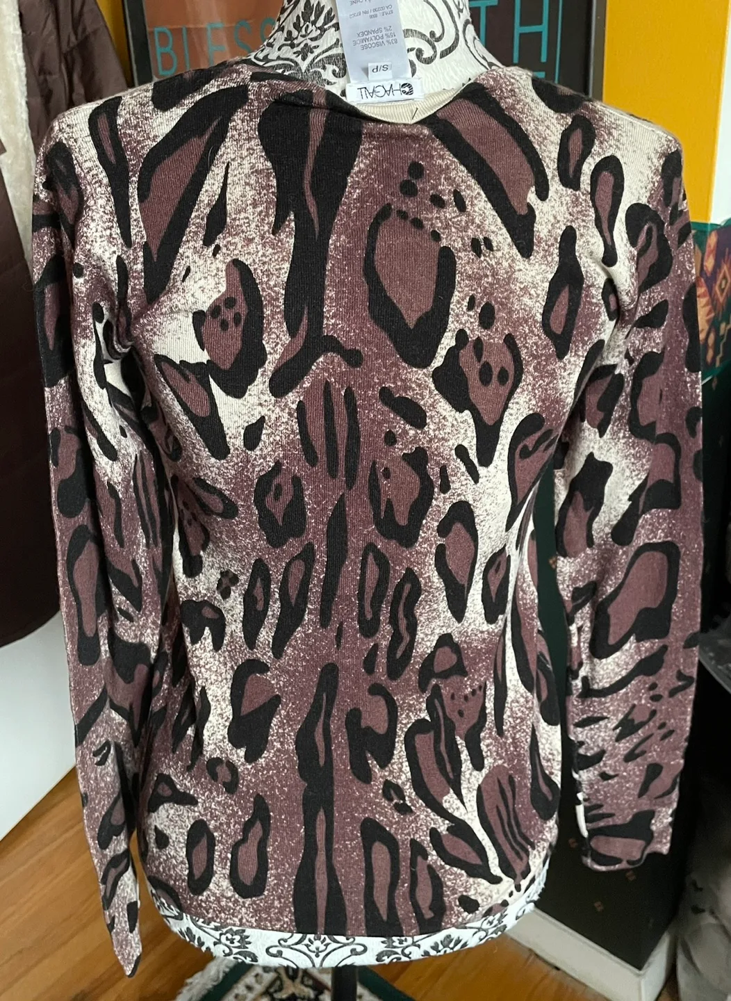 💚Chagall Leopard Print Rhinestone Sweater image indicator(2)