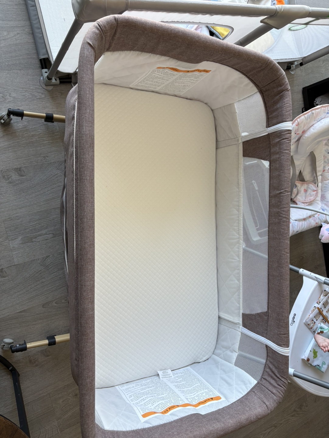 Baby Bassinet-Soobaby(2 bedsheets for the bassinet free) - photo 5