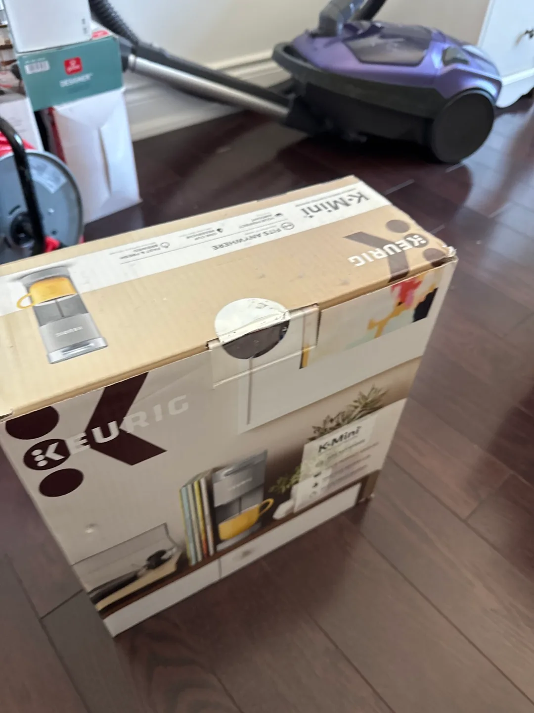 Keurig K-Mini Single Serve Coffee Maker - Brand New in Box image indicator(2)