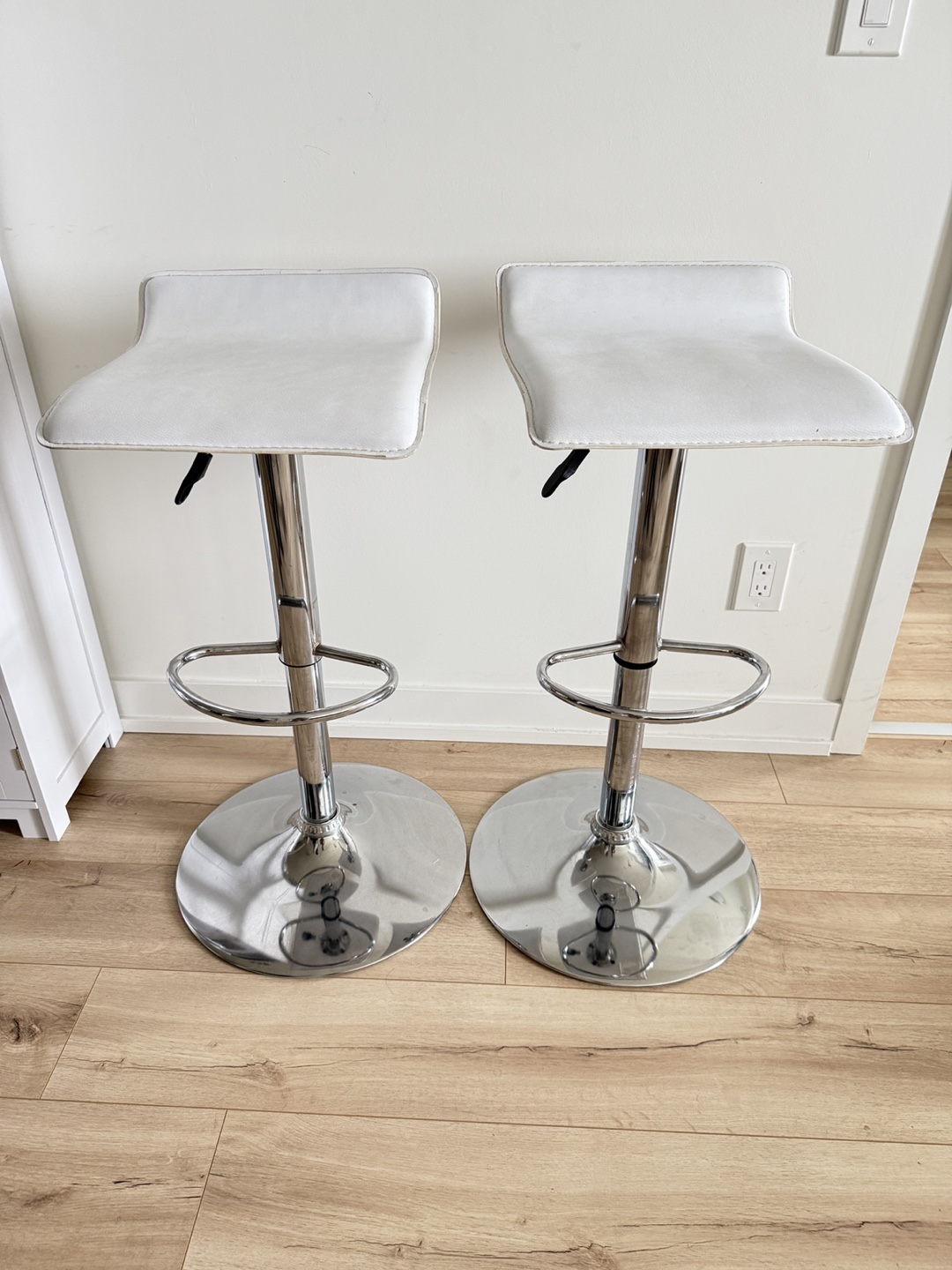 Bar stool 💚