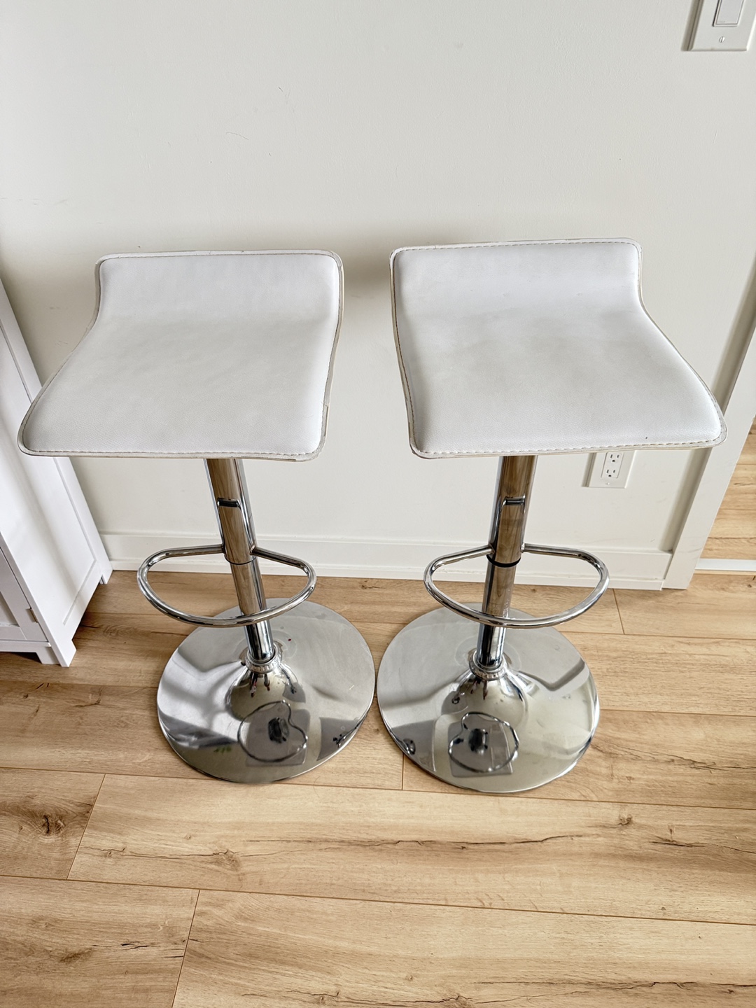 Bar stool 💚 - photo 2