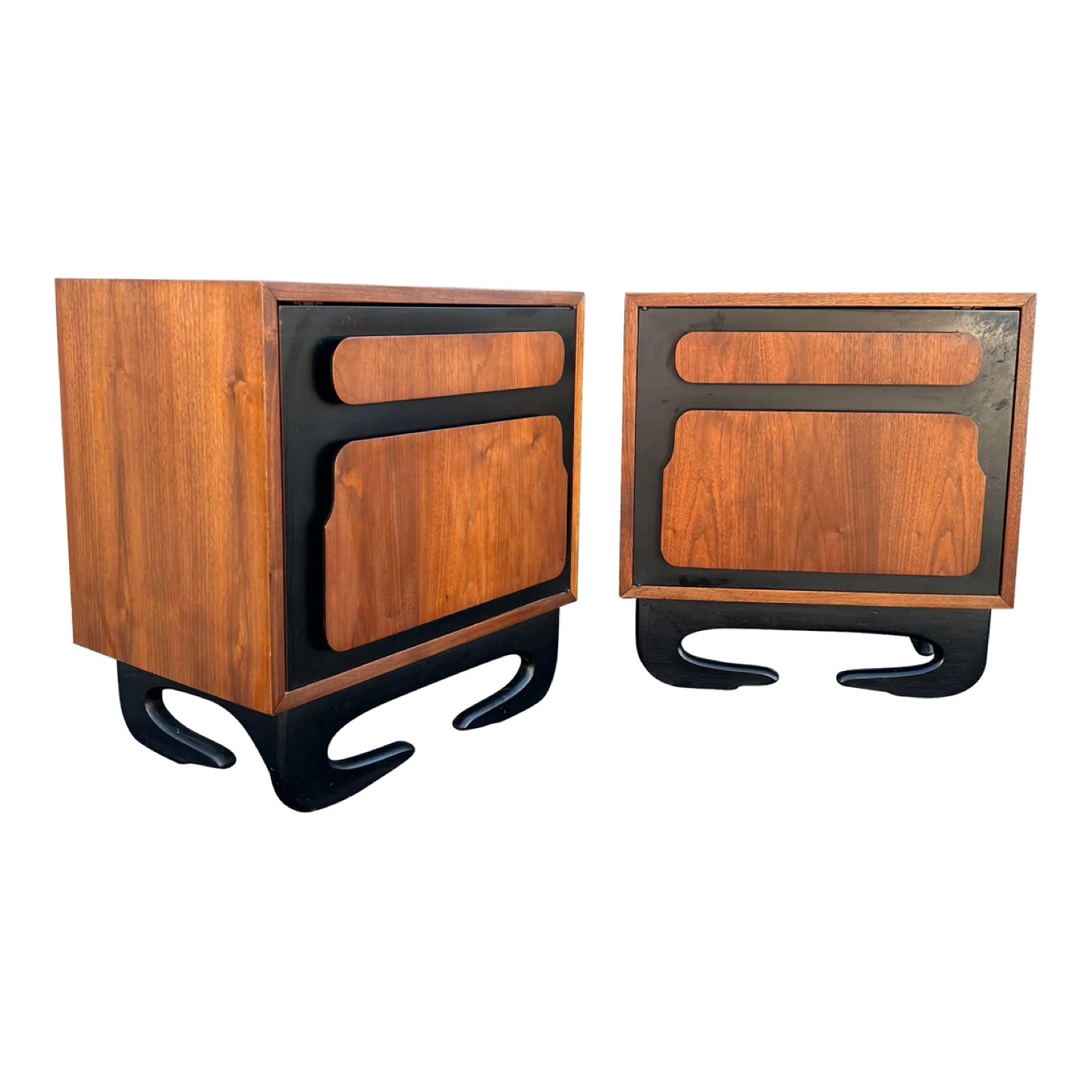 MCM rare find ‼️nightstands - photo 2