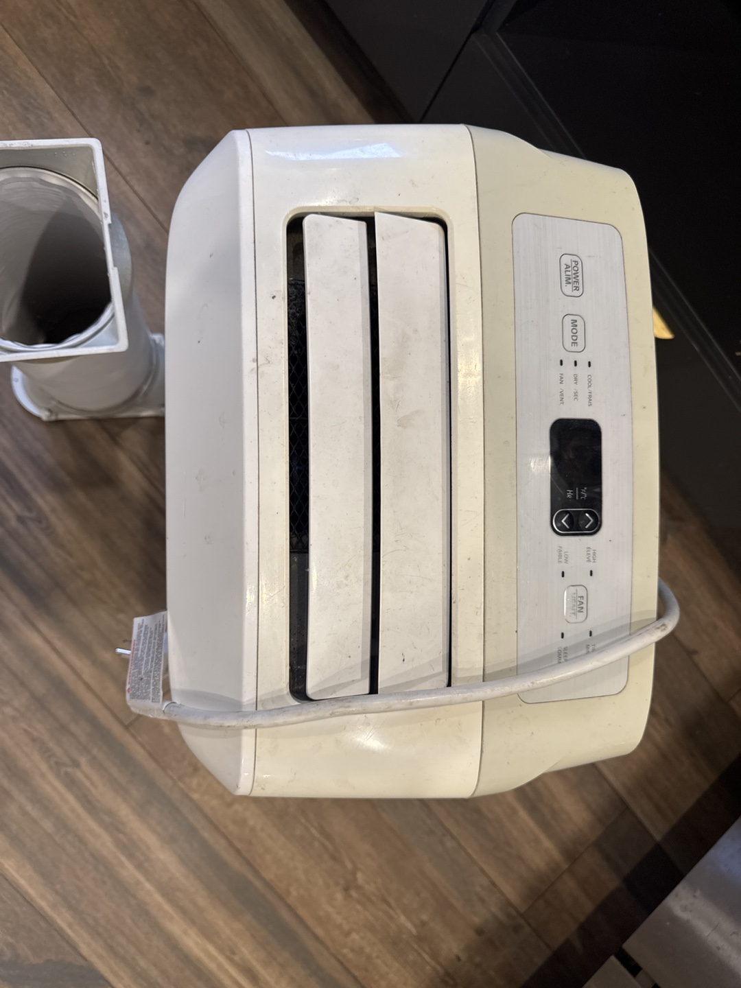 LG Portable Air Conditioner - photo 2