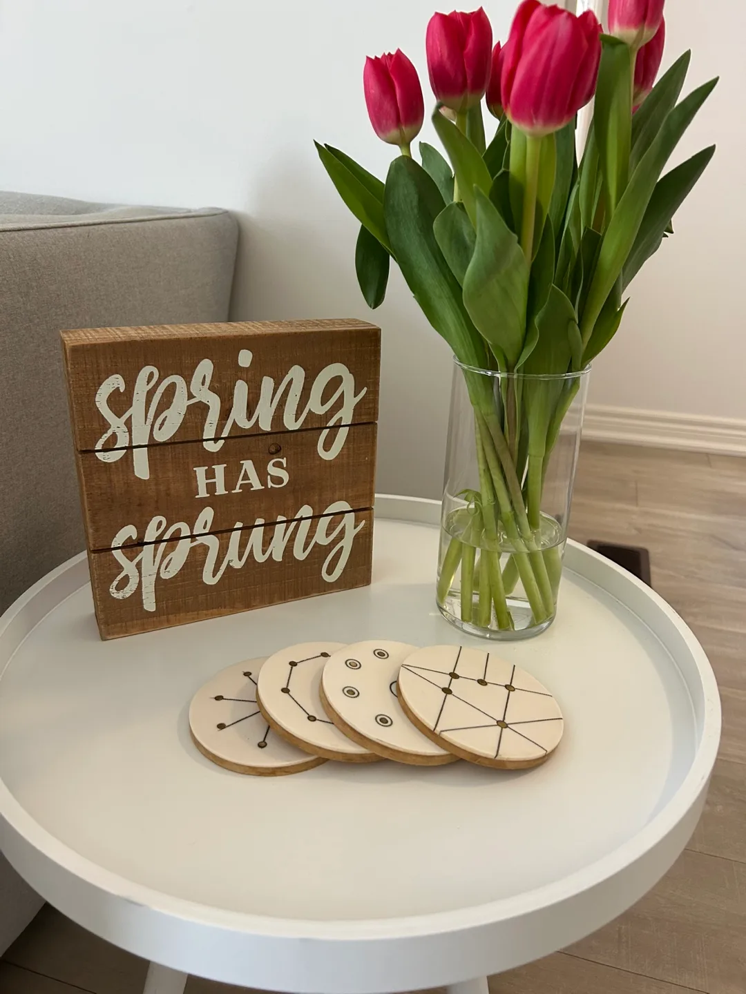 Set of four decorative coasters thumbnail