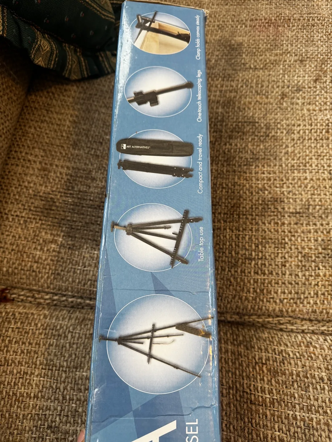 Art Alternatives Sierra Aluminum Travel Tripod Easel image indicator(2)